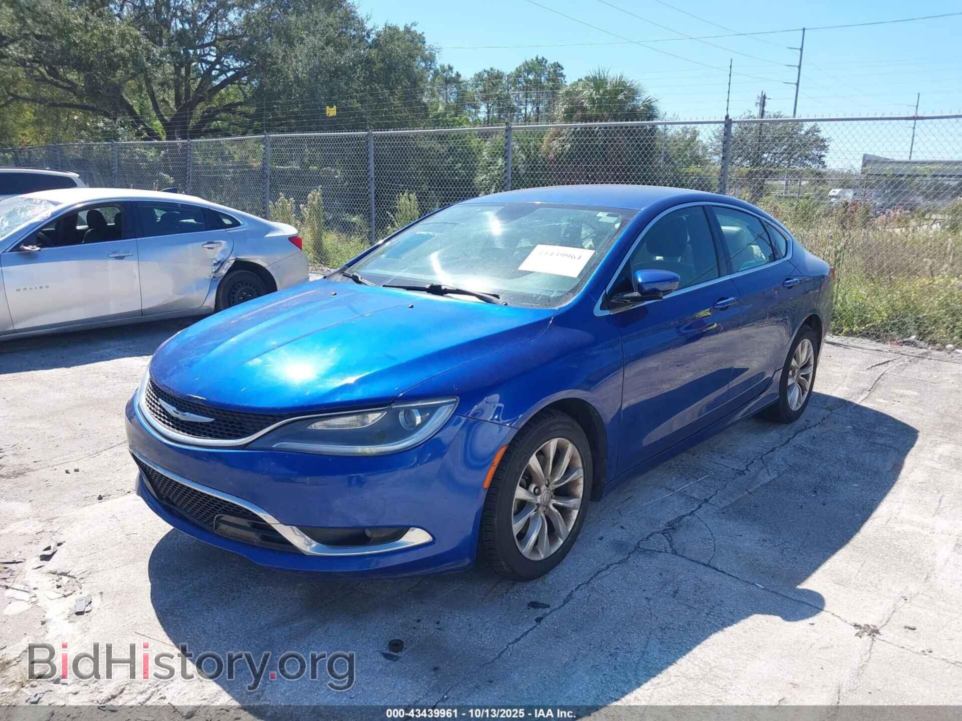 2015 CHRYSLER 200 - VIN: 1C3CCCCB7FN592418 - Фото 2