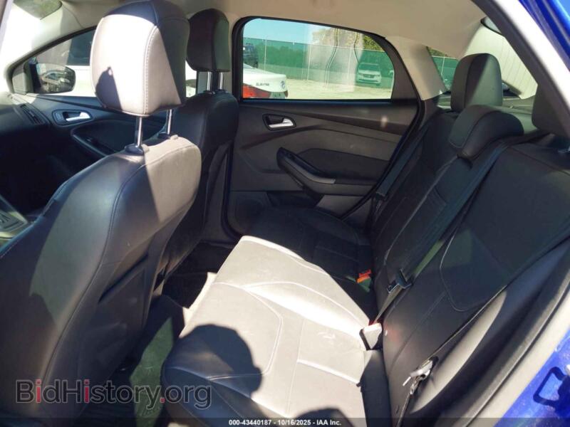 2015 Ford FOCUS (VIN 1FADP3F22FL274224) — фото 8 из 11
