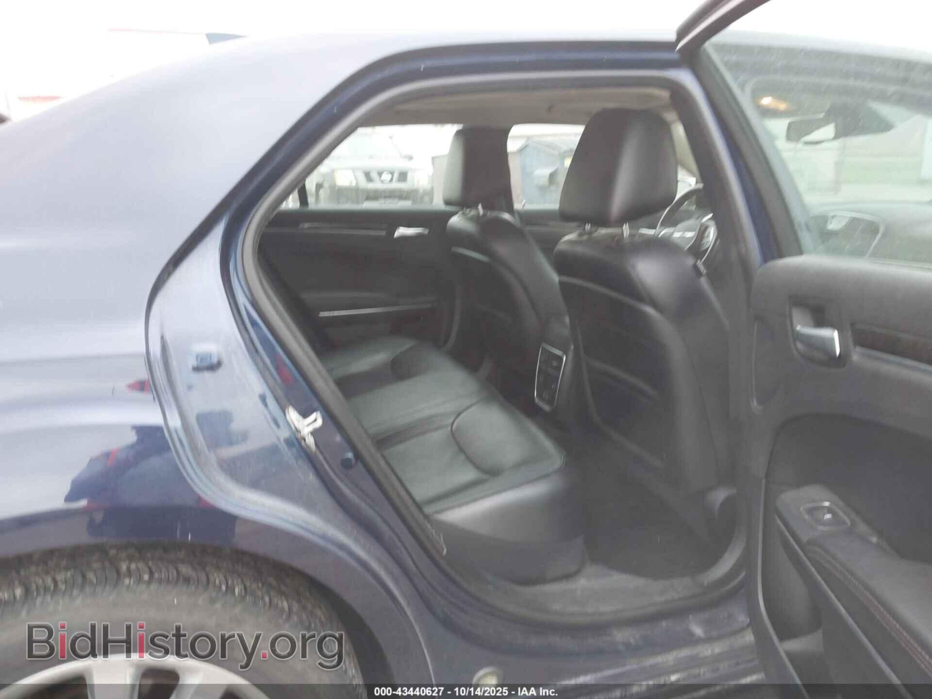 2017 CHRYSLER 300C - VIN: 2C3CCAKG5HH586906 - Фото 8