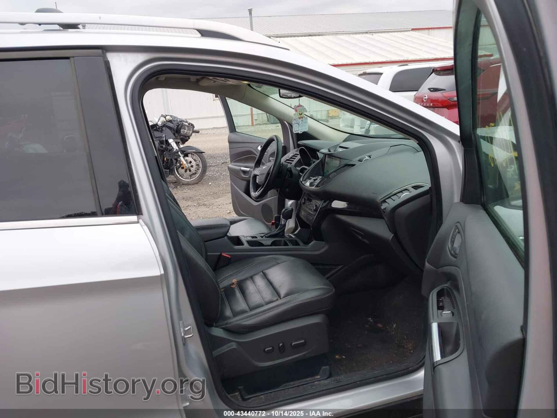 2017 FORD ESCAPE - VIN: 1FMCU9J92HUB75126 - Фото 5