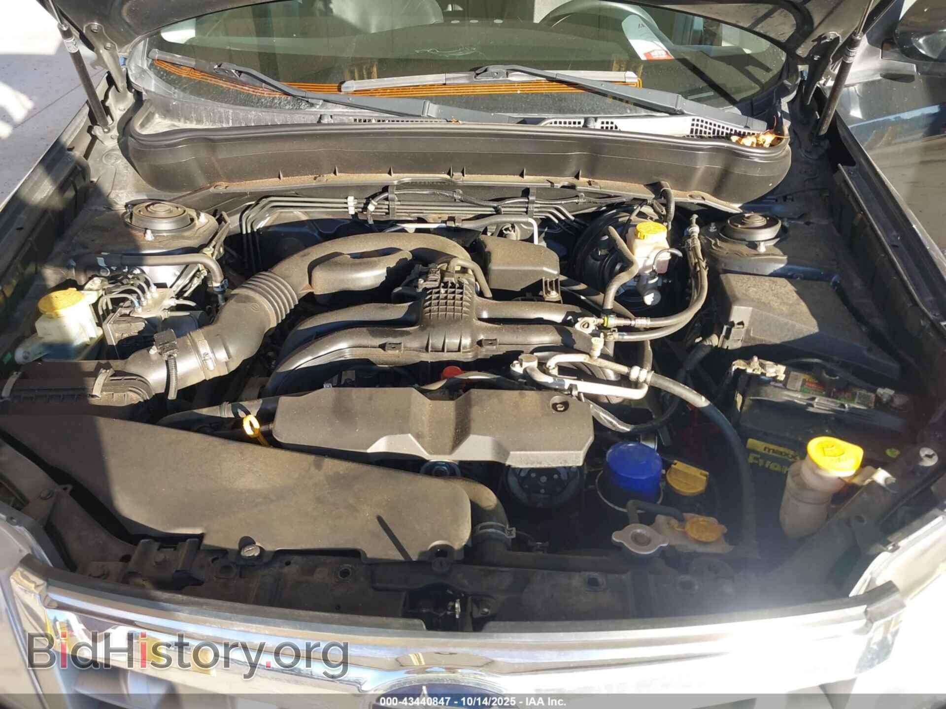 2011 SUBARU FORESTER - VIN: JF2SHAEC6BH773149 - Фото 10
