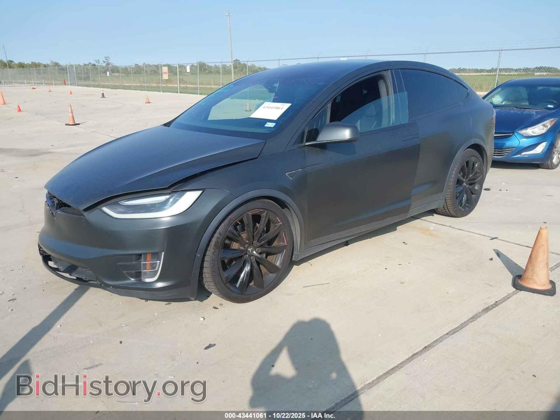 2016 TESLA MODEL X - VIN: 5YJXCBE27GF014176 - Фото 2
