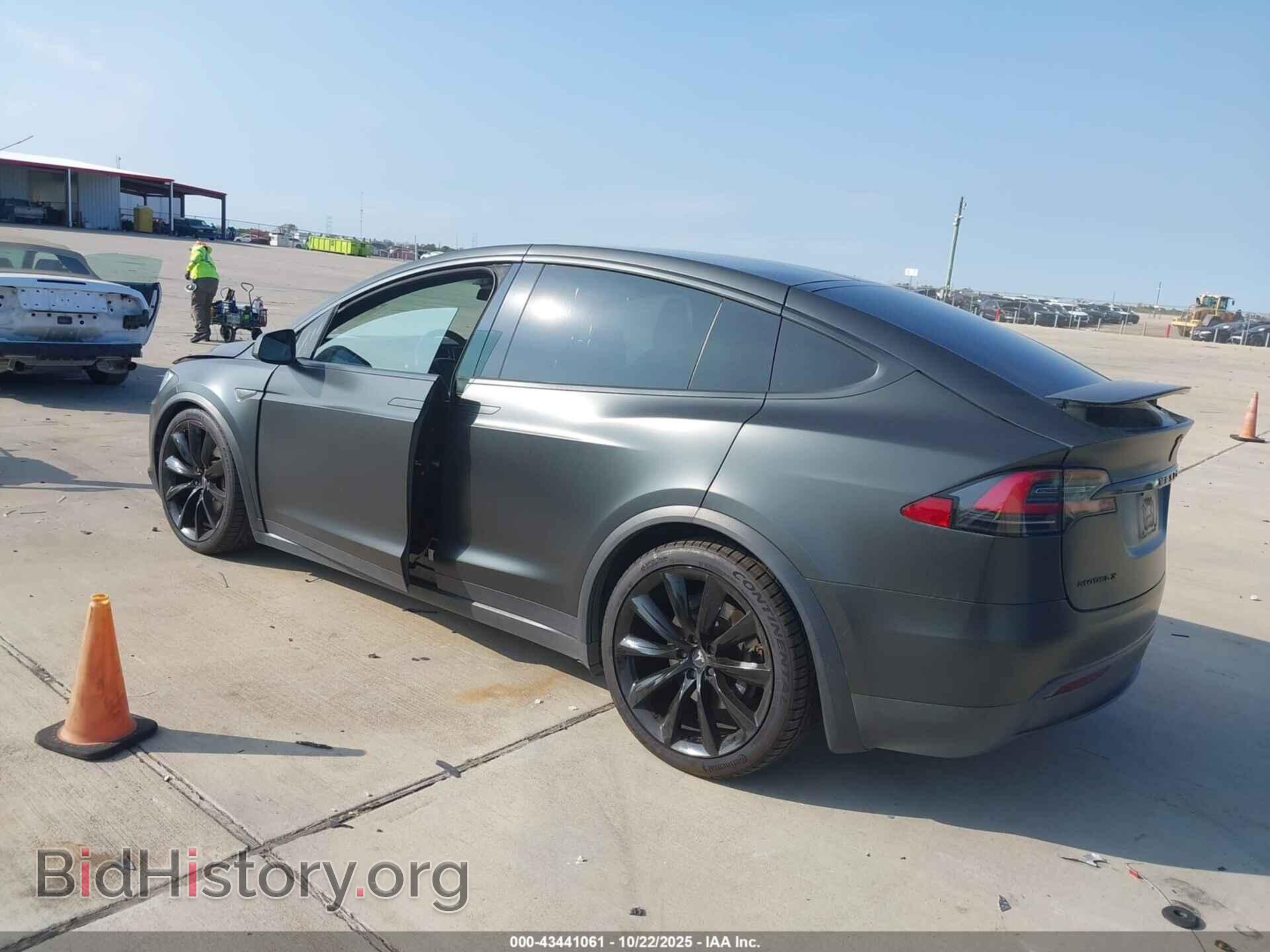 2016 TESLA MODEL X - VIN: 5YJXCBE27GF014176 - Фото 3
