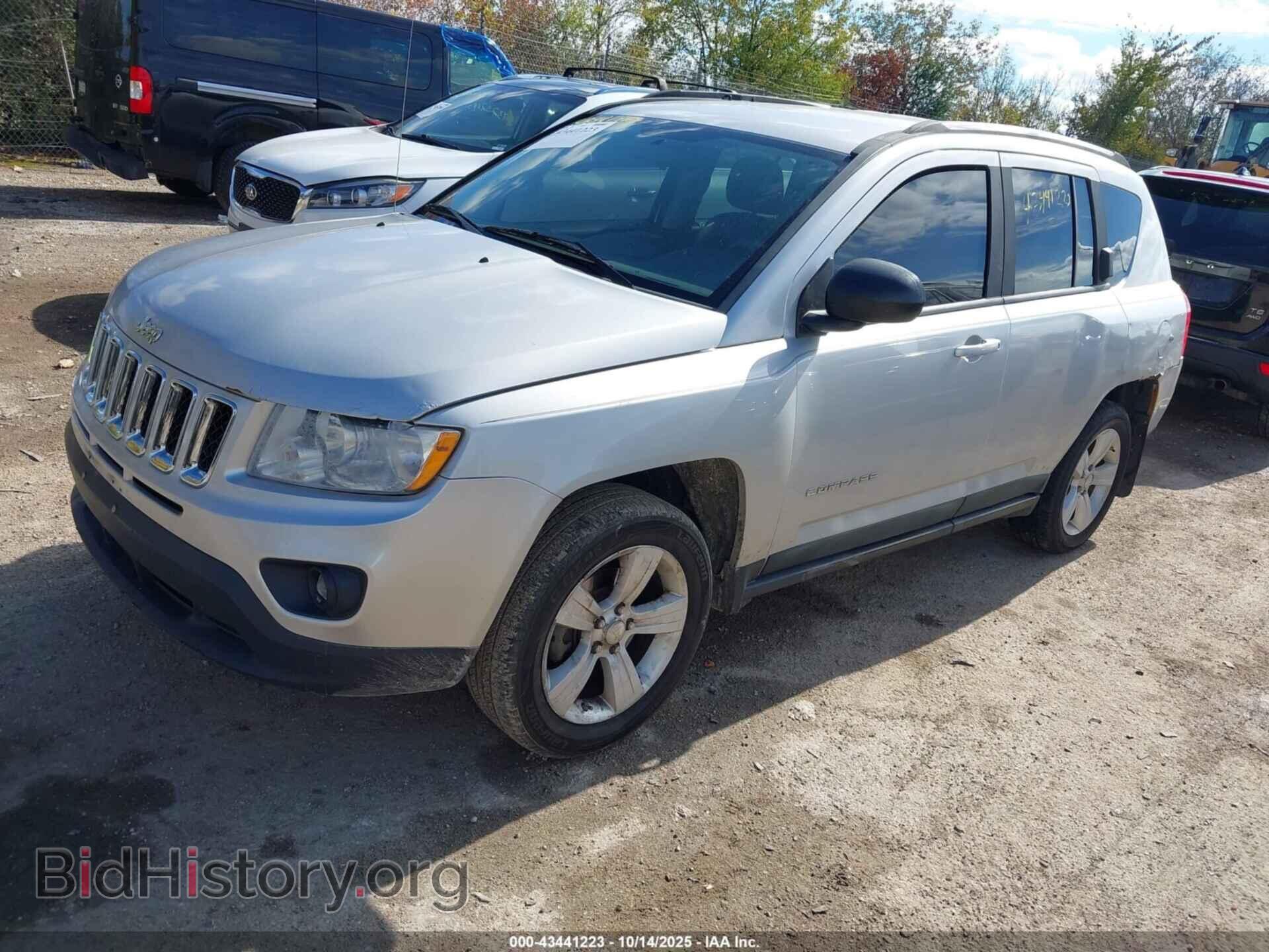 2011 JEEP COMPASS - VIN: 1J4NF1FB2BD239235 - Фото 2