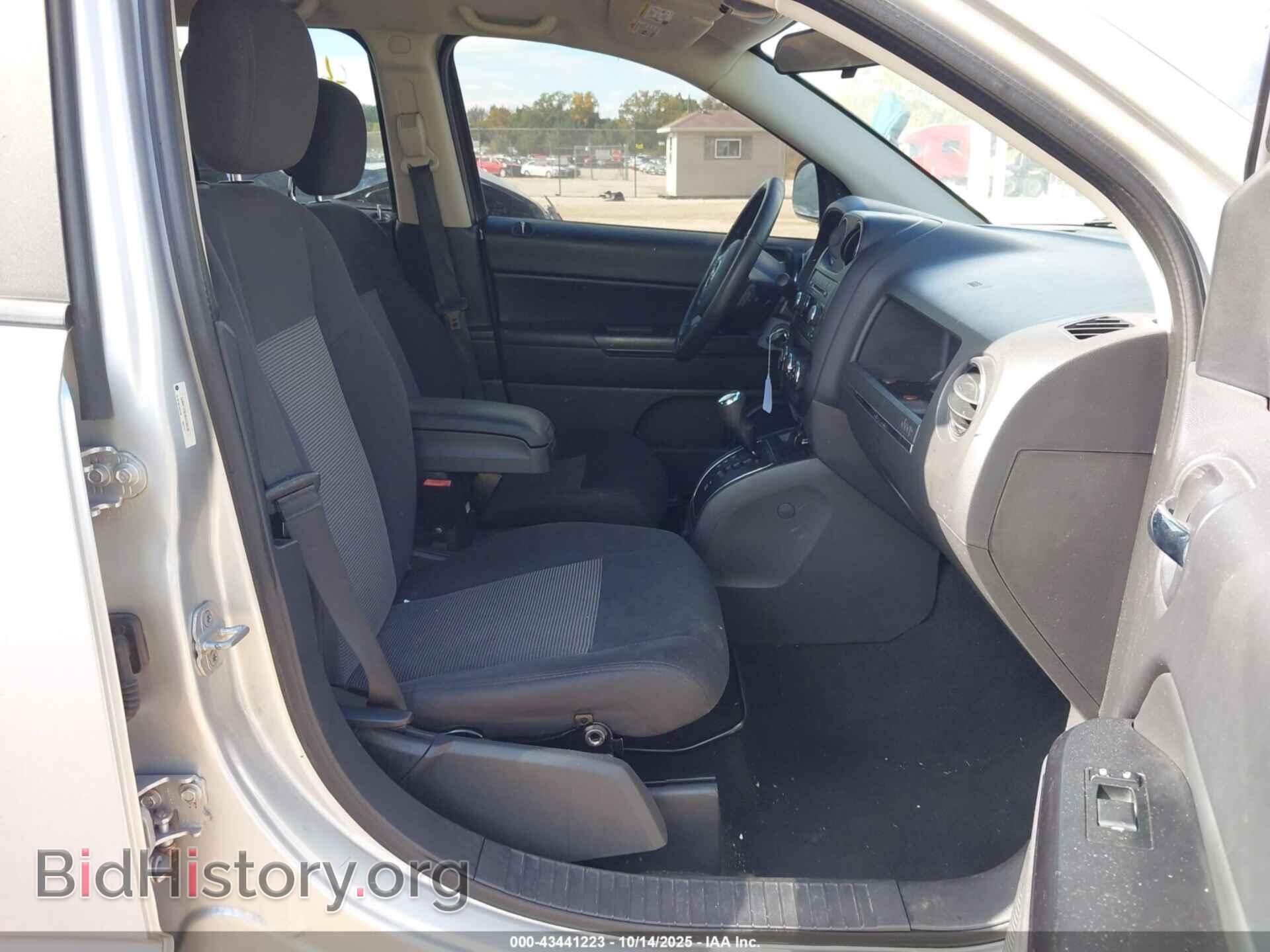 2011 JEEP COMPASS - VIN: 1J4NF1FB2BD239235 - Фото 5