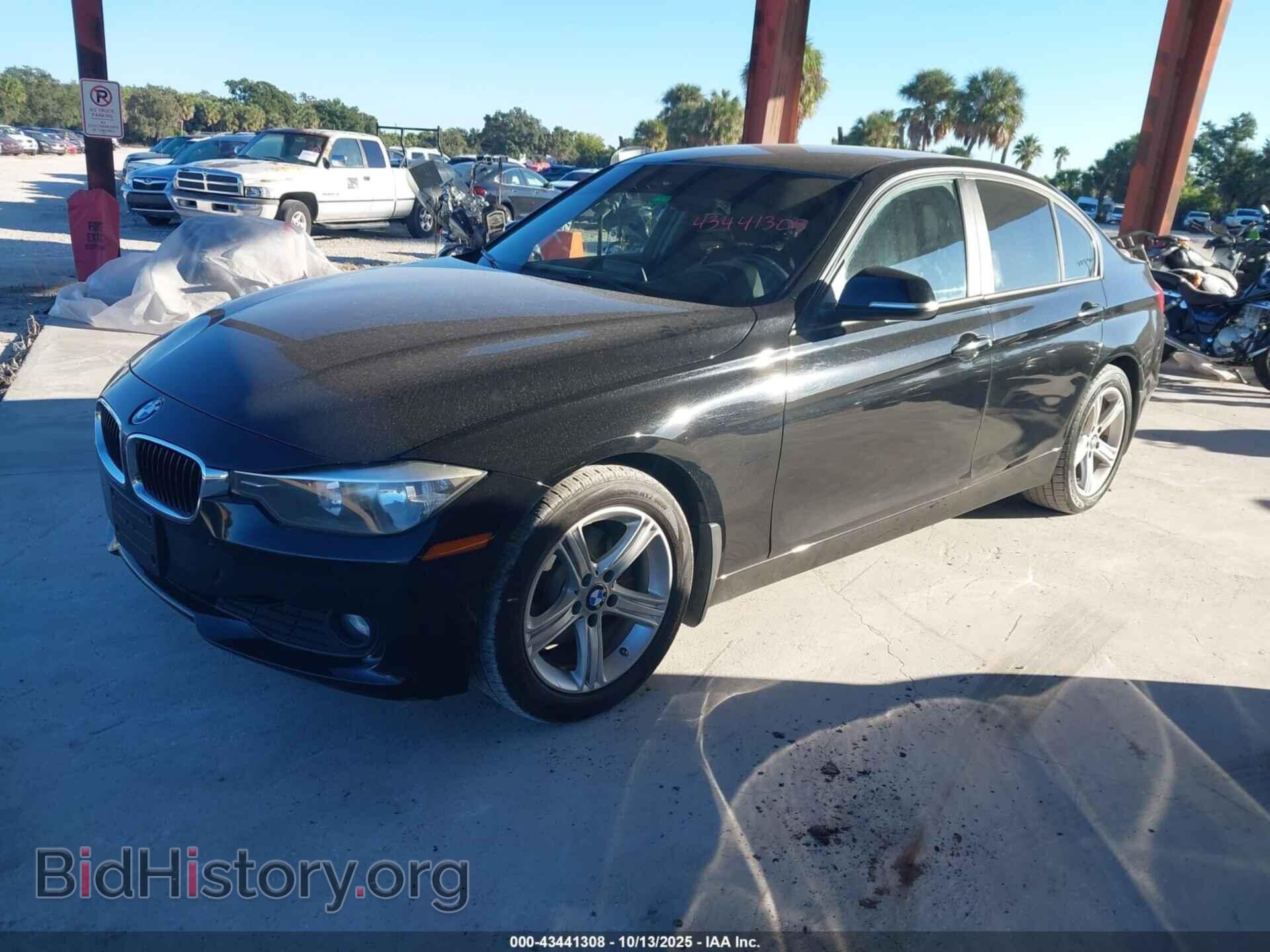 2015 BMW 320I - VIN: WBA3B1C51FP831427 - Фото 2