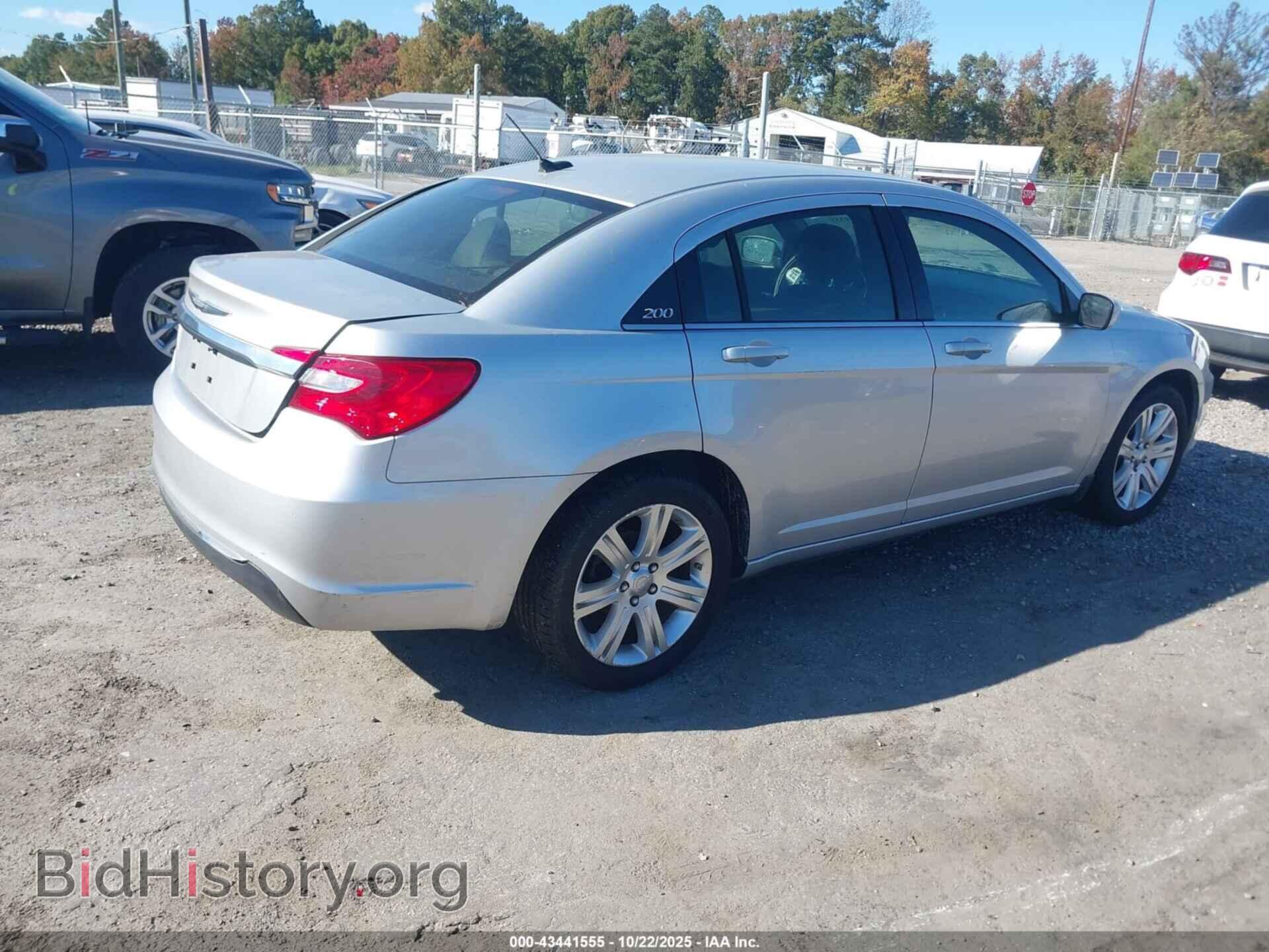 2011 CHRYSLER 200 - VIN: 1C3BC1FB1BN613169 - Фото 4