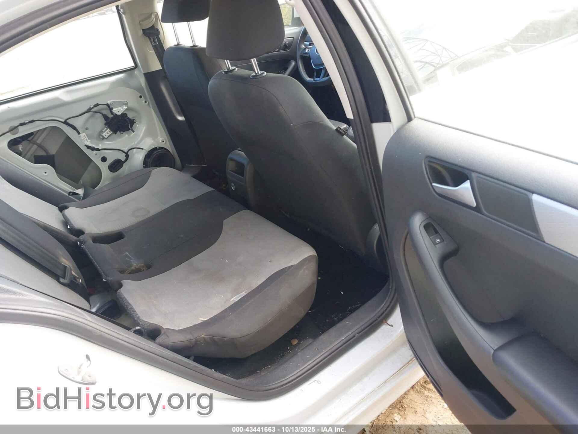 2017 VOLKSWAGEN JETTA - VIN: 3VW2B7AJ9HM325111 - Фото 8