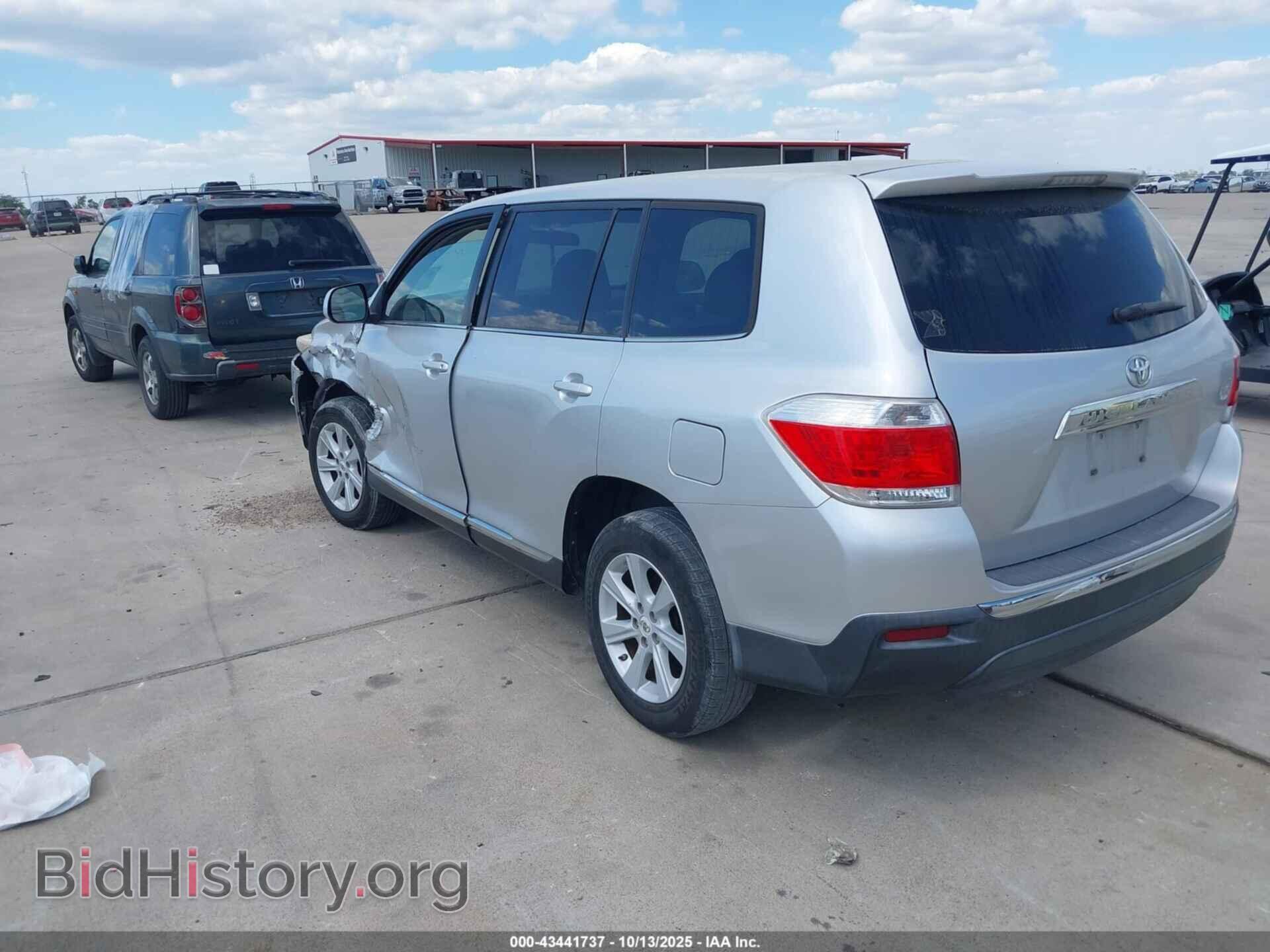 2013 TOYOTA HIGHLANDER - VIN: 5TDZA3EH4DS035681 - Фото 3