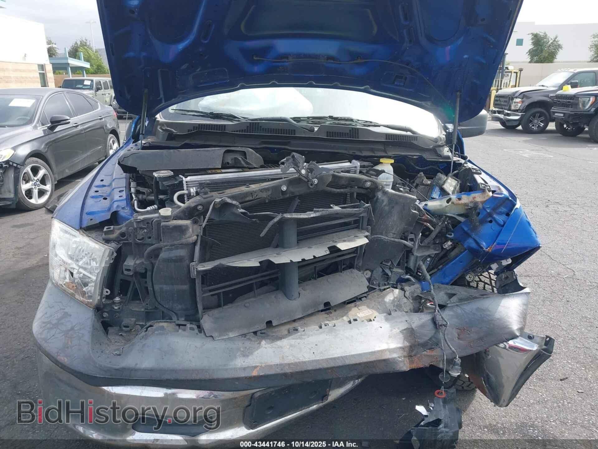 2018 RAM 1500 - VIN: 1C6RR6FG1JS299340 - Фото 6