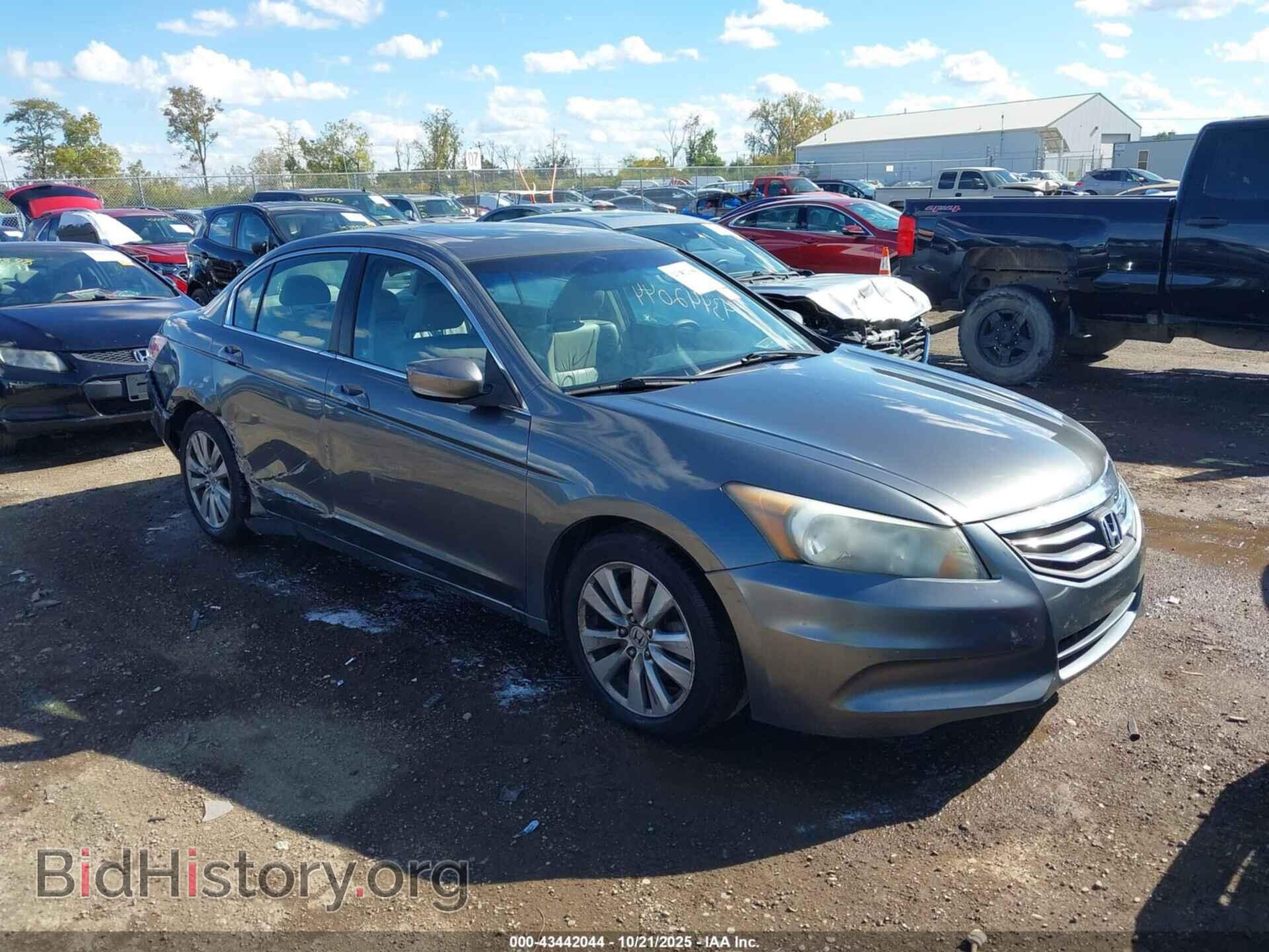 Photo 1HGCP2F85BA079858 - HONDA ACCORD 2011