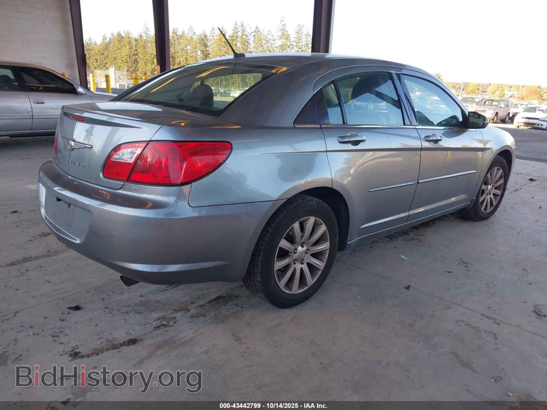 2010 CHRYSLER SEBRING - VIN: 1C3CC5FD4AN190762 - Фото 4