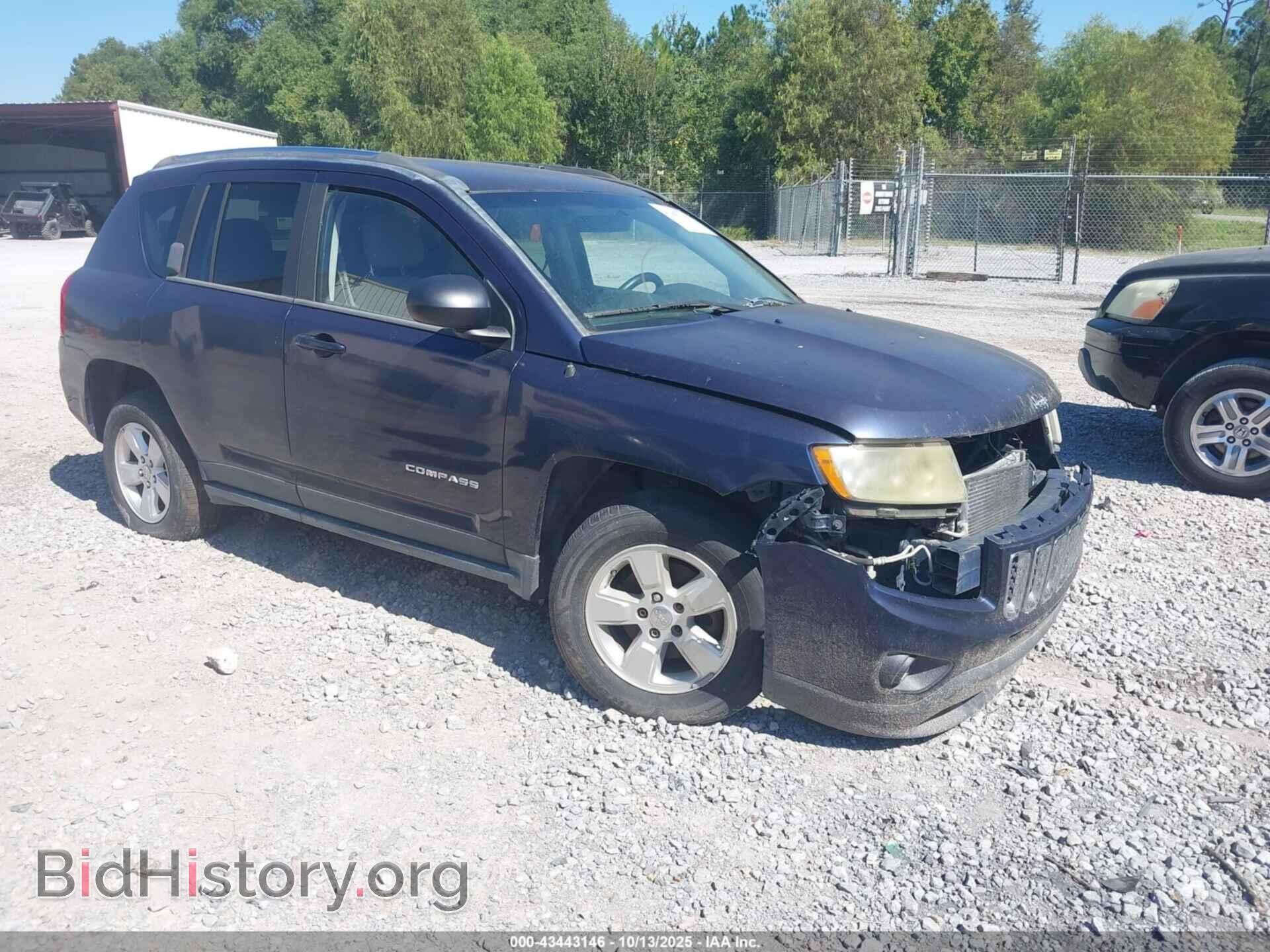 Photo 1C4NJCBA4DD100417 - JEEP COMPASS 2013