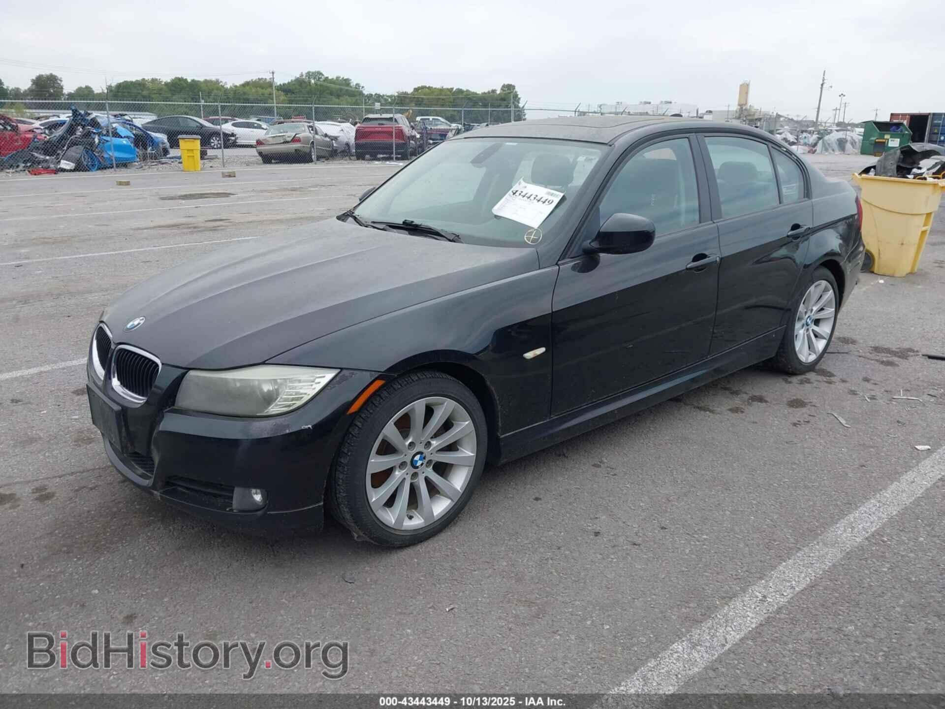 2011 BMW 328I - VIN: WBAPH7C52BE674371 - Фото 2