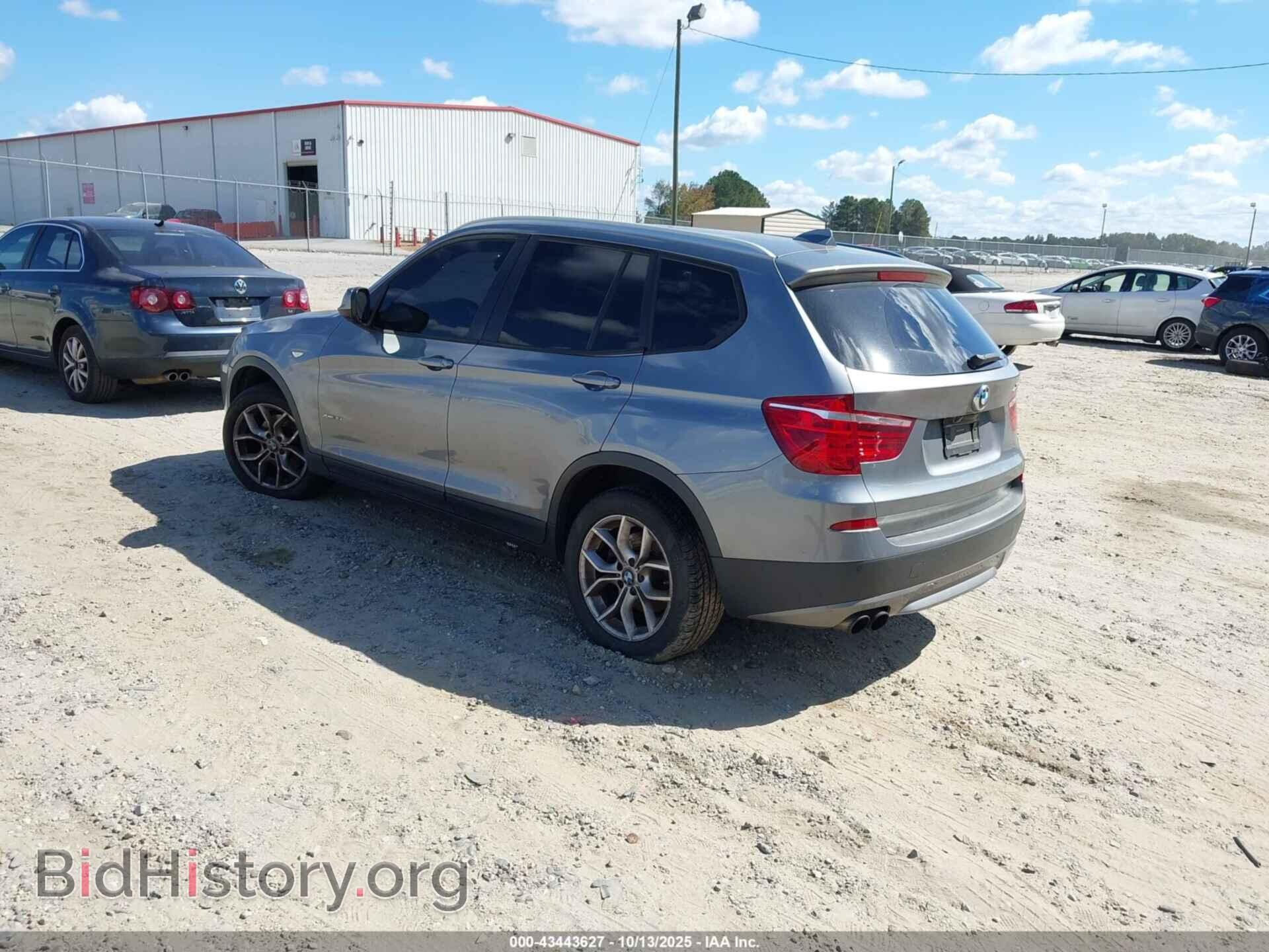 2011 BMW X3 - VIN: 5UXWX7C53BL730314 - Фото 3