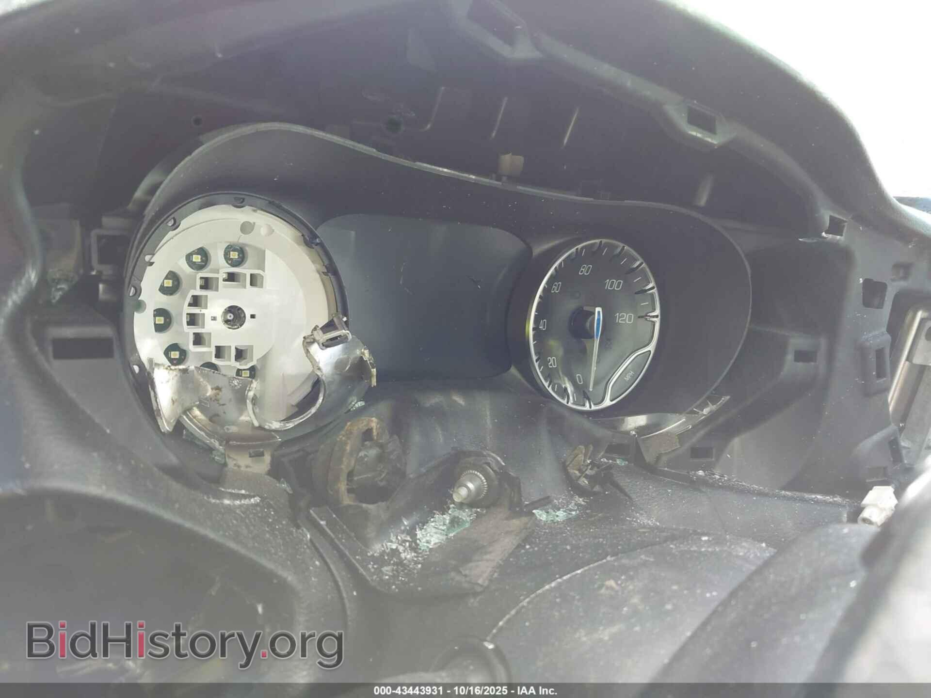 2019 CHRYSLER PACIFICA - VIN: 2C4RC1FG4KR569757 - Photo 7