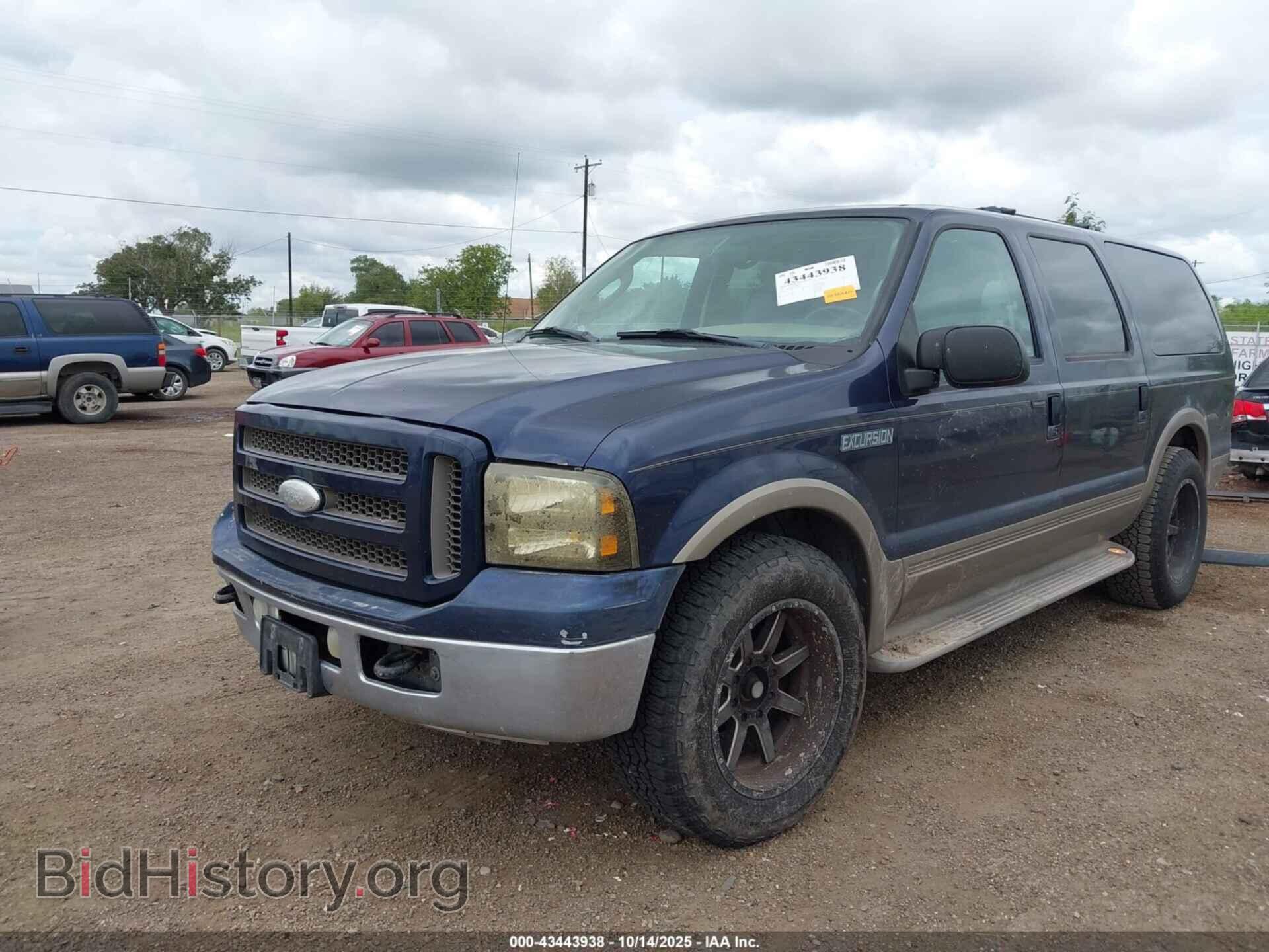 2005 FORD EXCURSION - VIN: 1FMNU44L05ED40504 - Photo 2