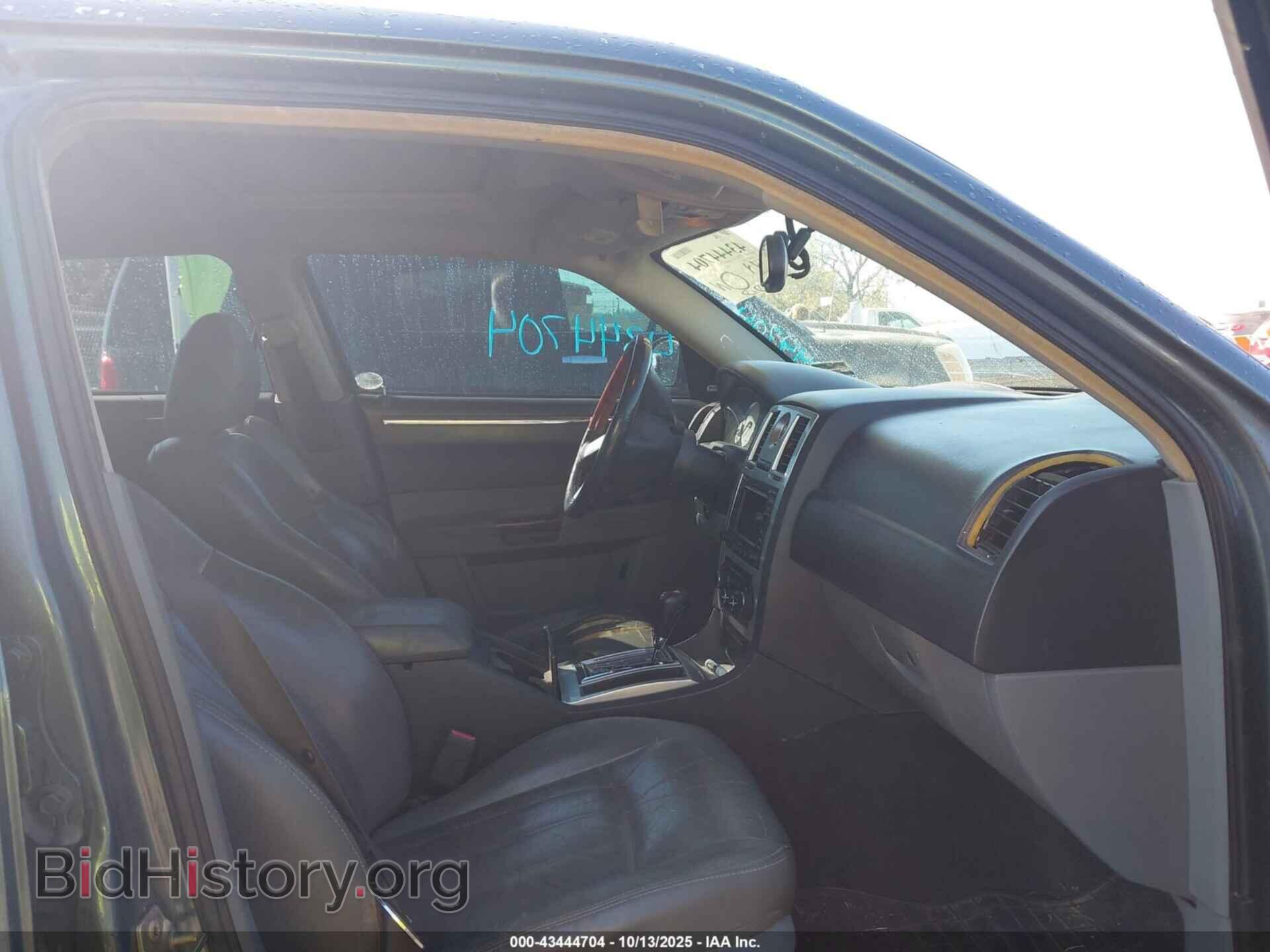 2005 CHRYSLER 300C - VIN: 2C3AA63H95H524955 - Фото 5