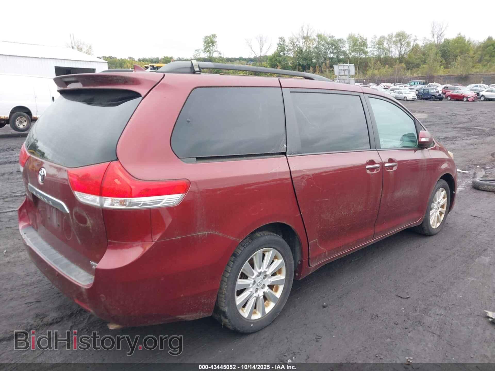 2013 TOYOTA SIENNA - VIN: 5TDDK3DC8DS064632 - Фото 4