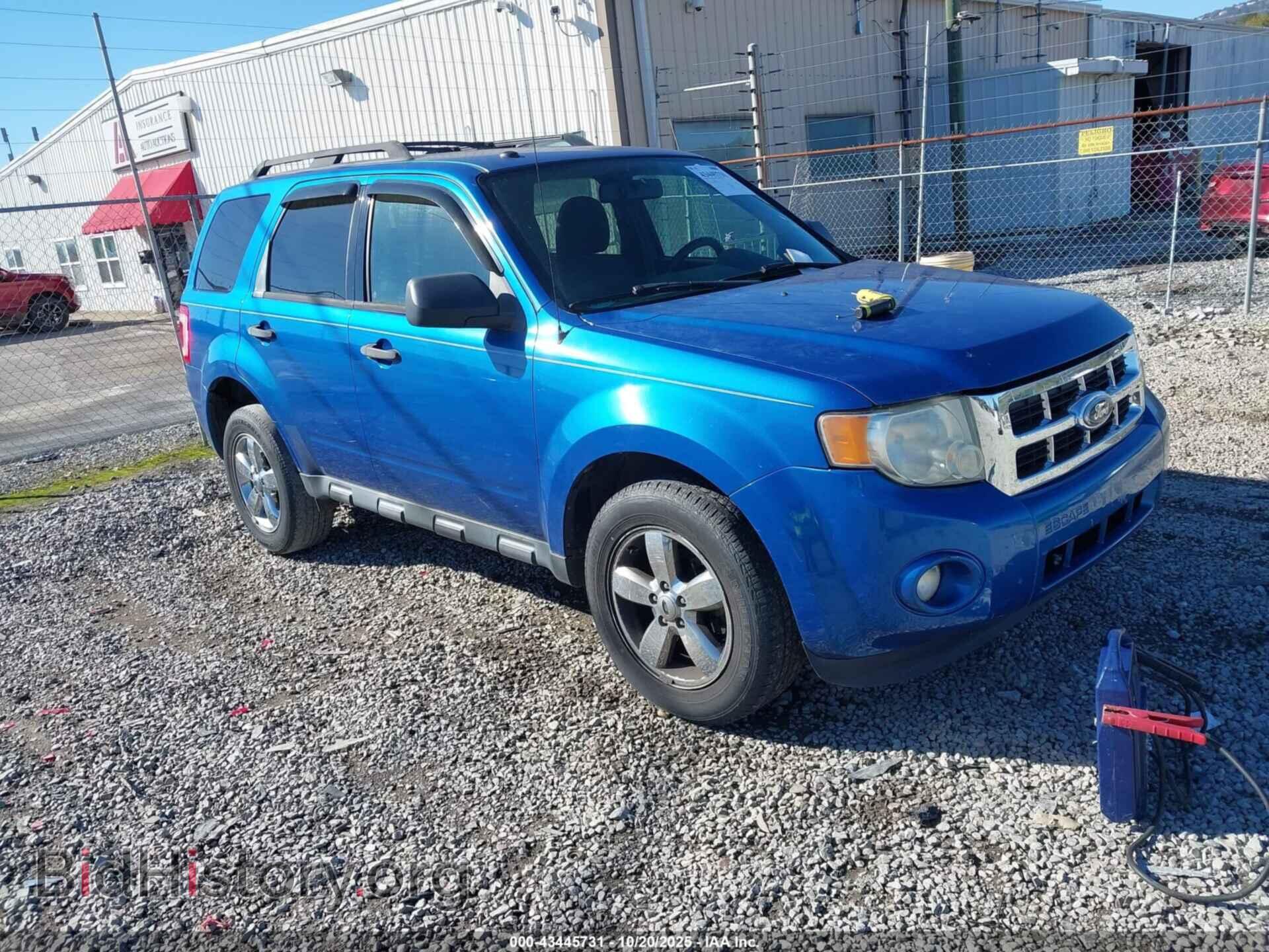 Фотография 1FMCU0D76BKA78701 - FORD ESCAPE 2011