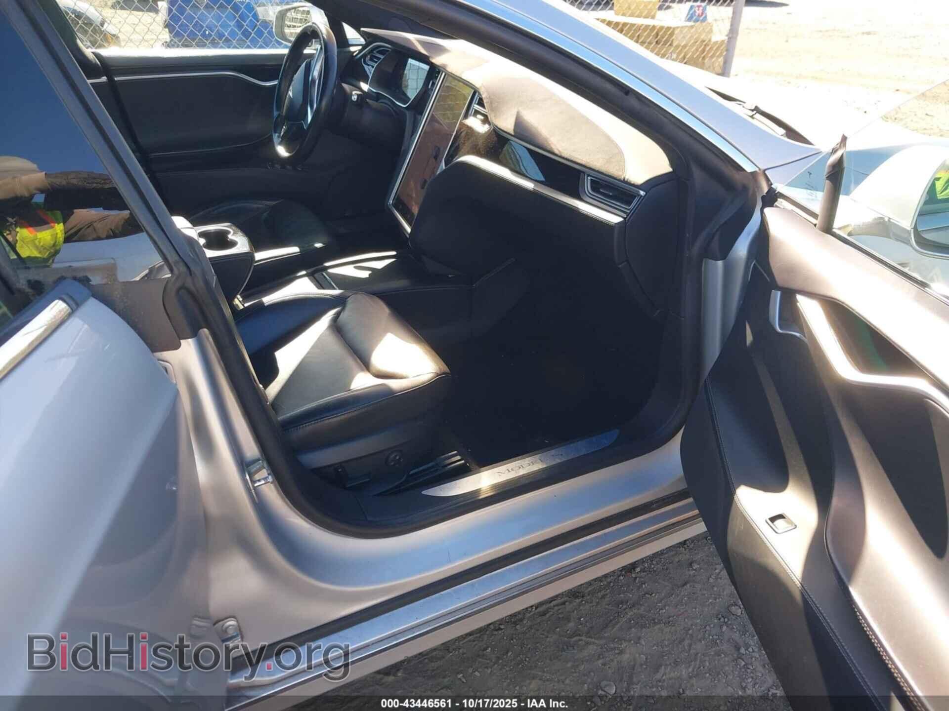 2016 TESLA MODEL S - VIN: 5YJSA1E17GF150972 - Photo 5