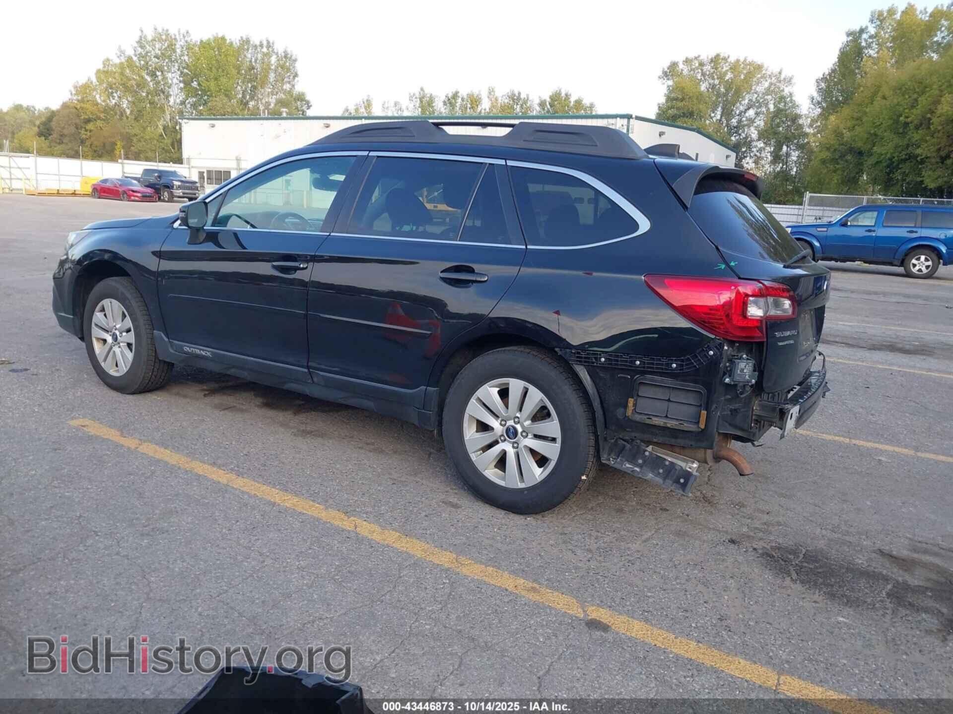 2018 SUBARU OUTBACK - VIN: 4S4BSAFC2J3274399 - Фото 3