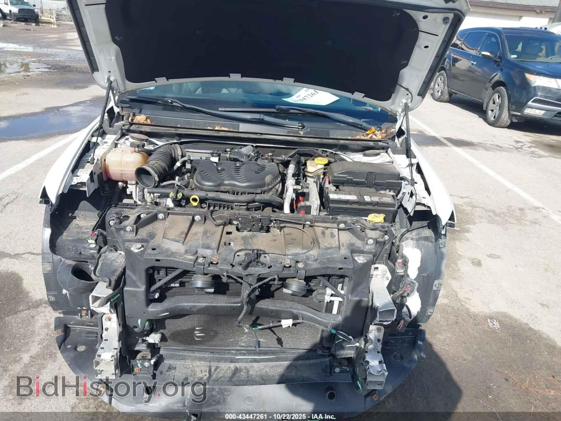 2015 CHRYSLER 200 - VIN: 1C3CCCEG0FN732060 - Photo 10