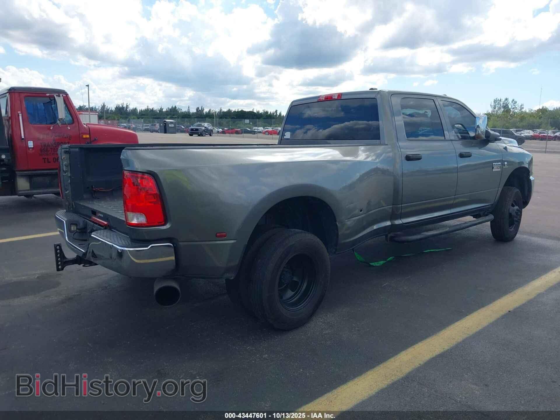 2012 RAM 3500 - VIN: 3C63DRGL8CG102045 - Photo 4