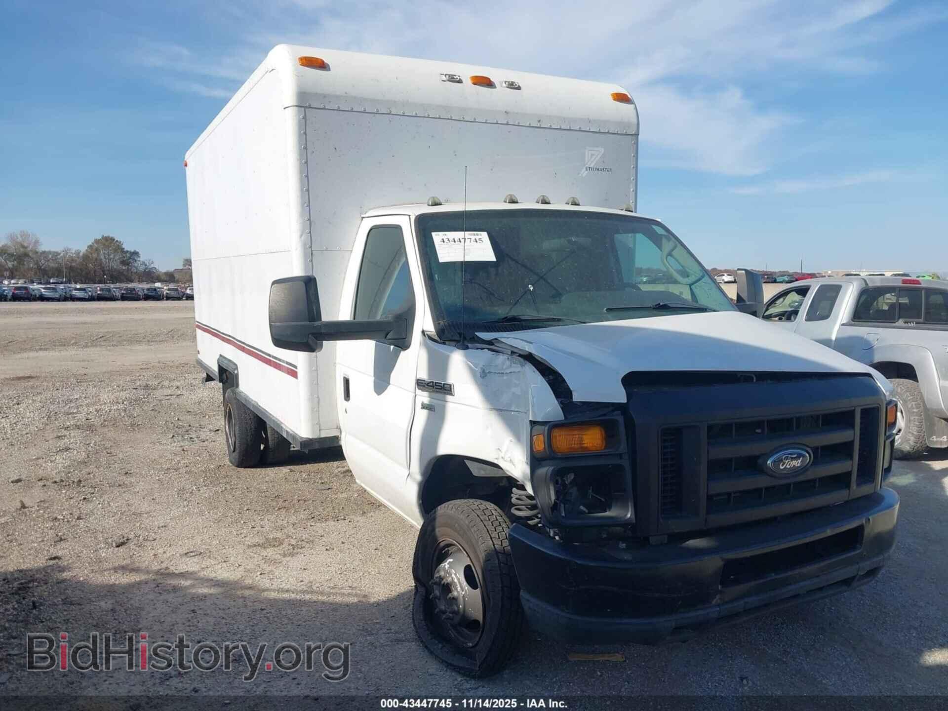 Photo 1FDXE4FL0BDA30115 - FORD E-450 CUTAWAY 2011