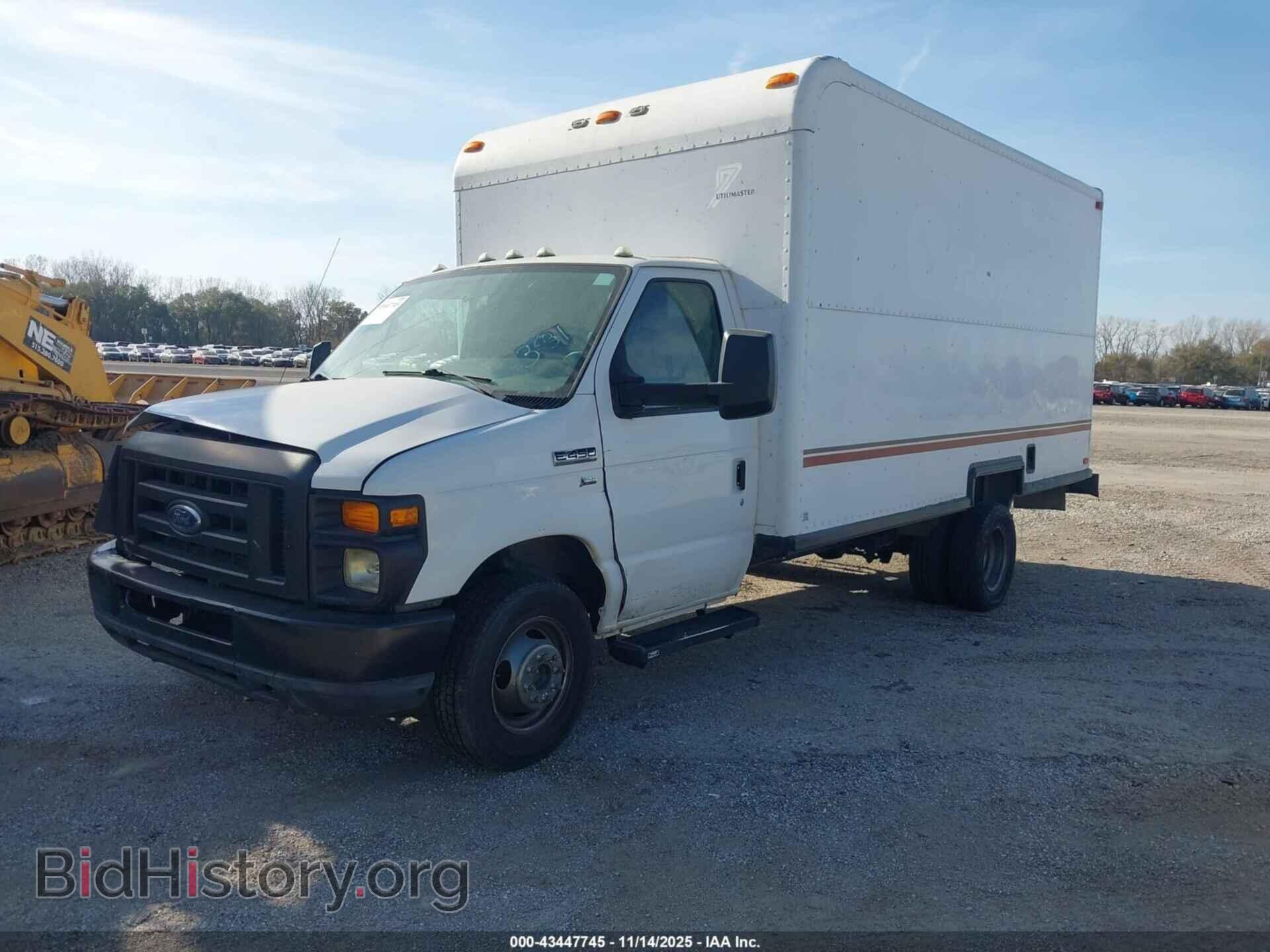 2011 FORD E-450 CUTAWAY - VIN: 1FDXE4FL0BDA30115 - Фото 2