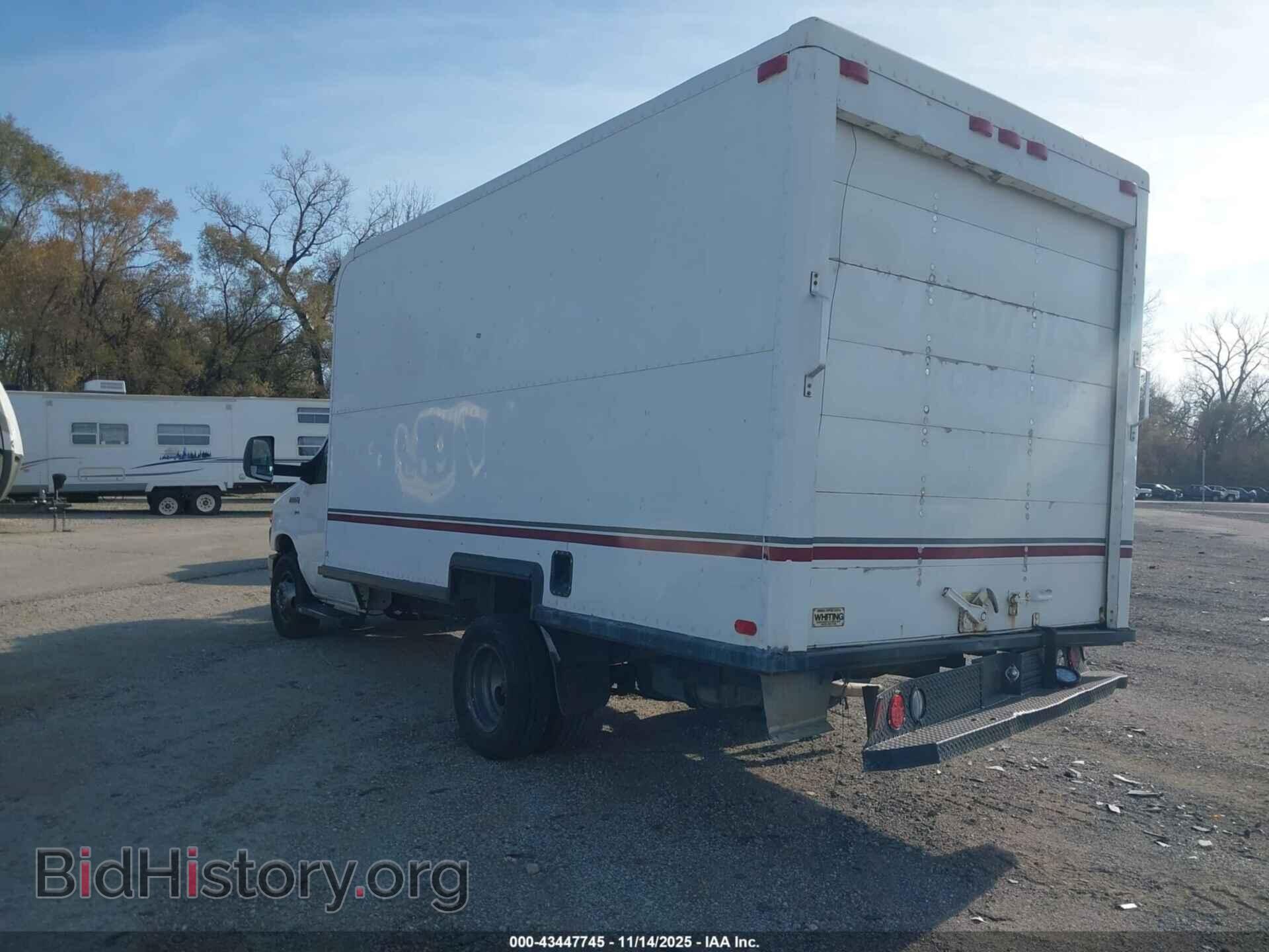 2011 FORD E-450 CUTAWAY - VIN: 1FDXE4FL0BDA30115 - Фото 3