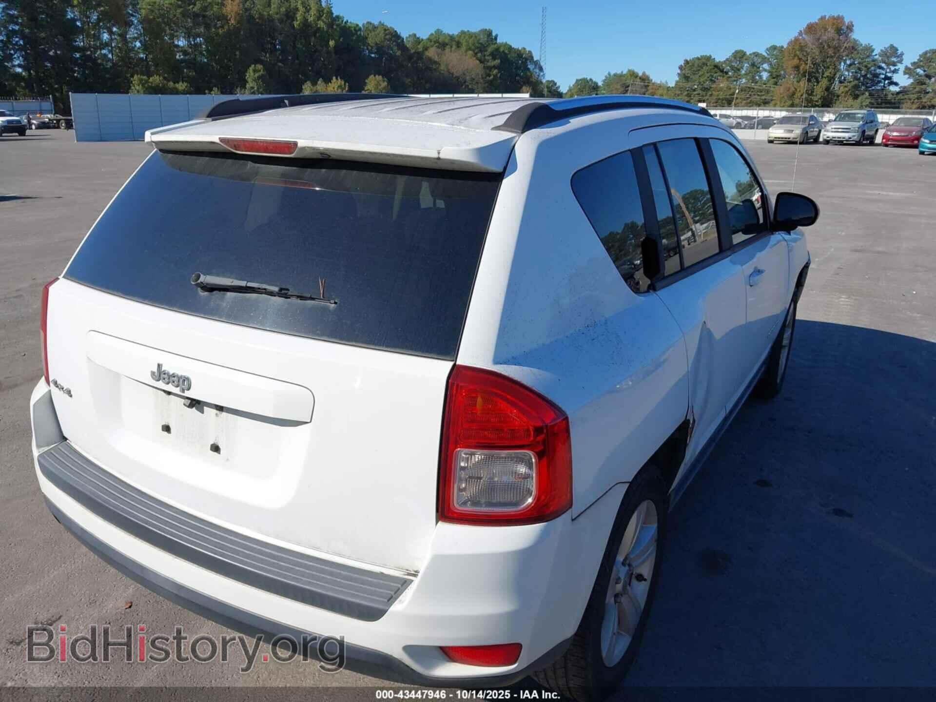 2011 JEEP COMPASS - VIN: 1J4NF1FB3BD218684 - Photo 4