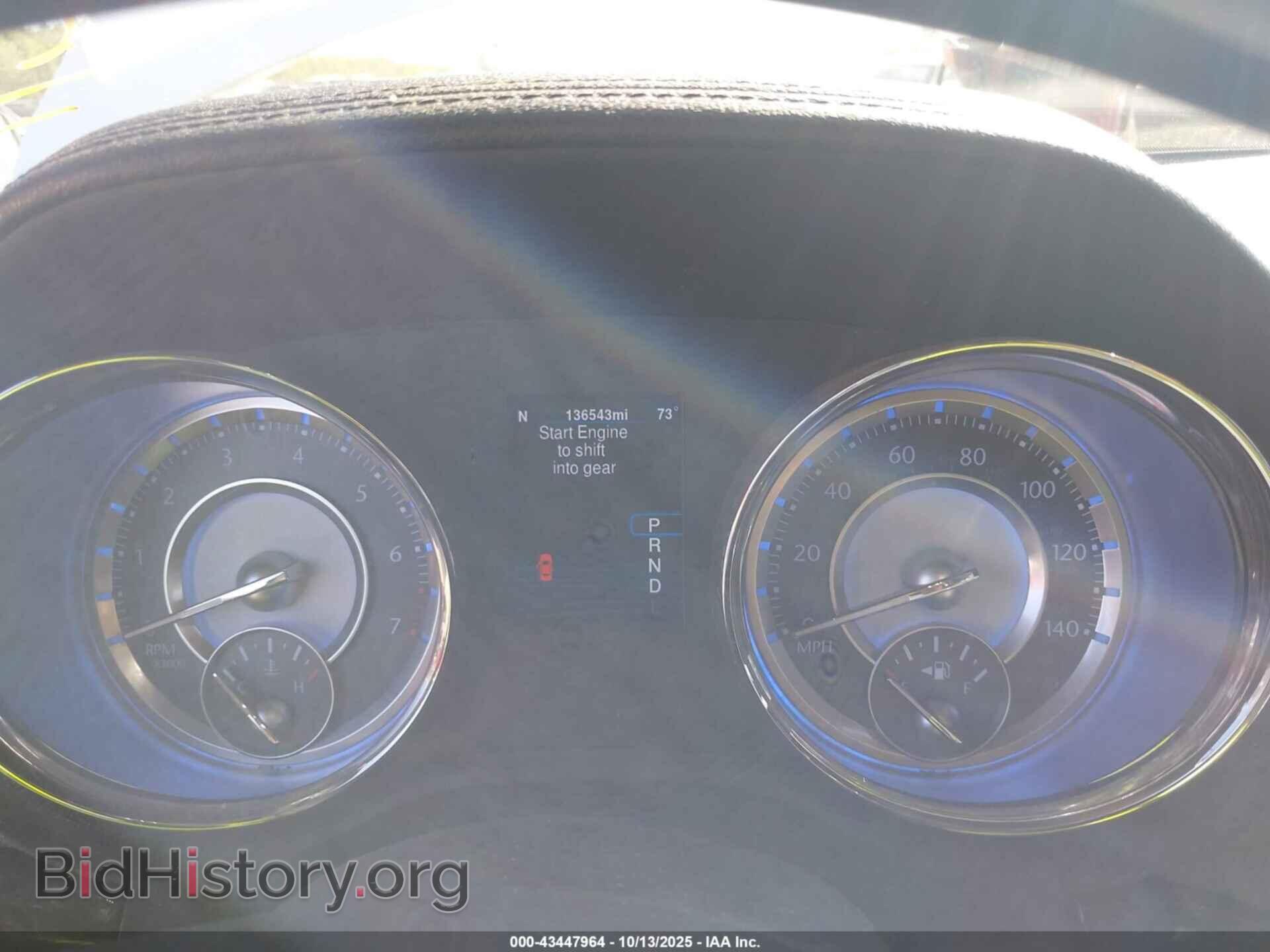 2014 CHRYSLER 300C - VIN: 2C3CCAKG1EH298165 - Фото 7