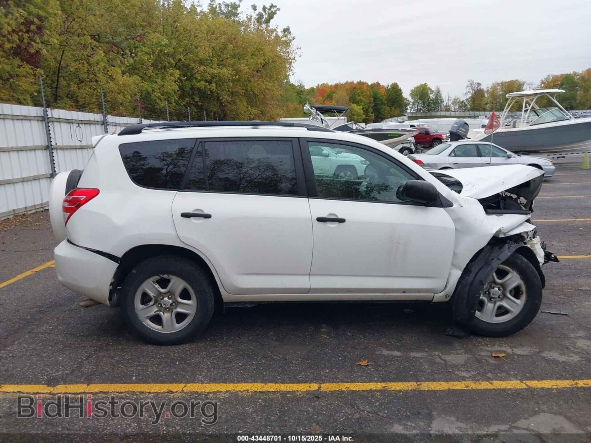 2011 TOYOTA RAV4 - VIN: 2T3BF4DV1BW175229 - Фото 13