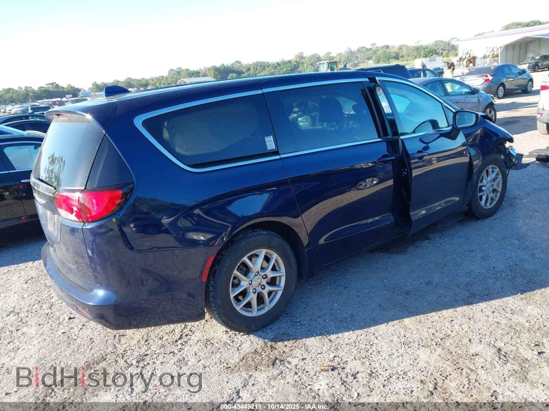 2017 CHRYSLER PACIFICA - VIN: 2C4RC1CG7HR608564 - Photo 4