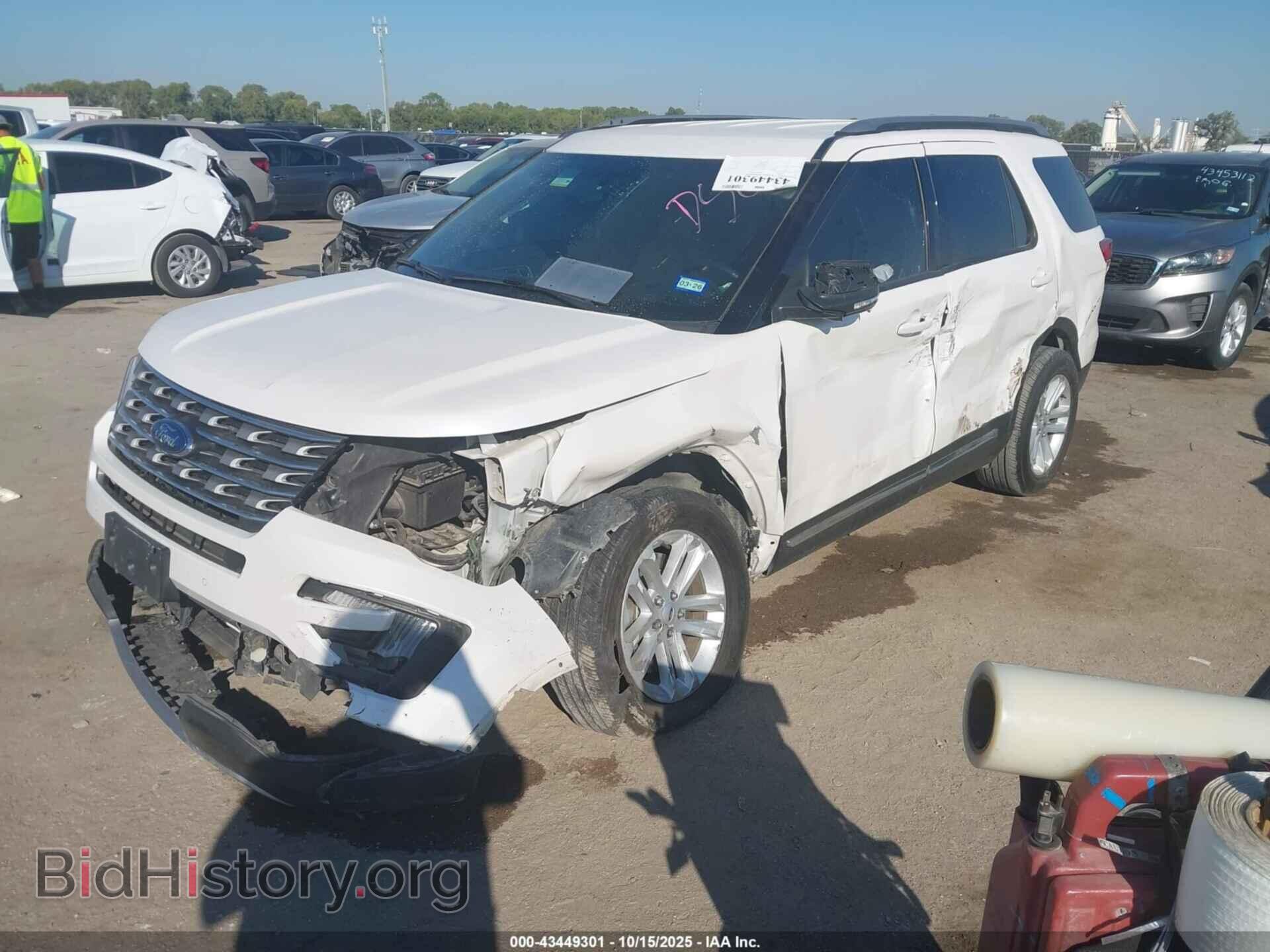 2017 FORD EXPLORER - VIN: 1FM5K7D85HGC31807 - Photo 2