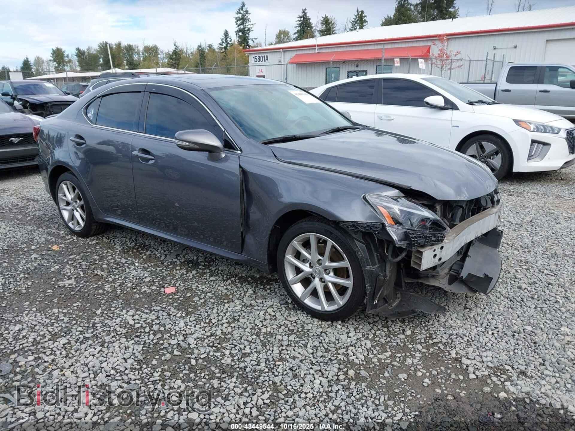 Photo JTHCF5C29C5055462 - LEXUS IS 250 2012