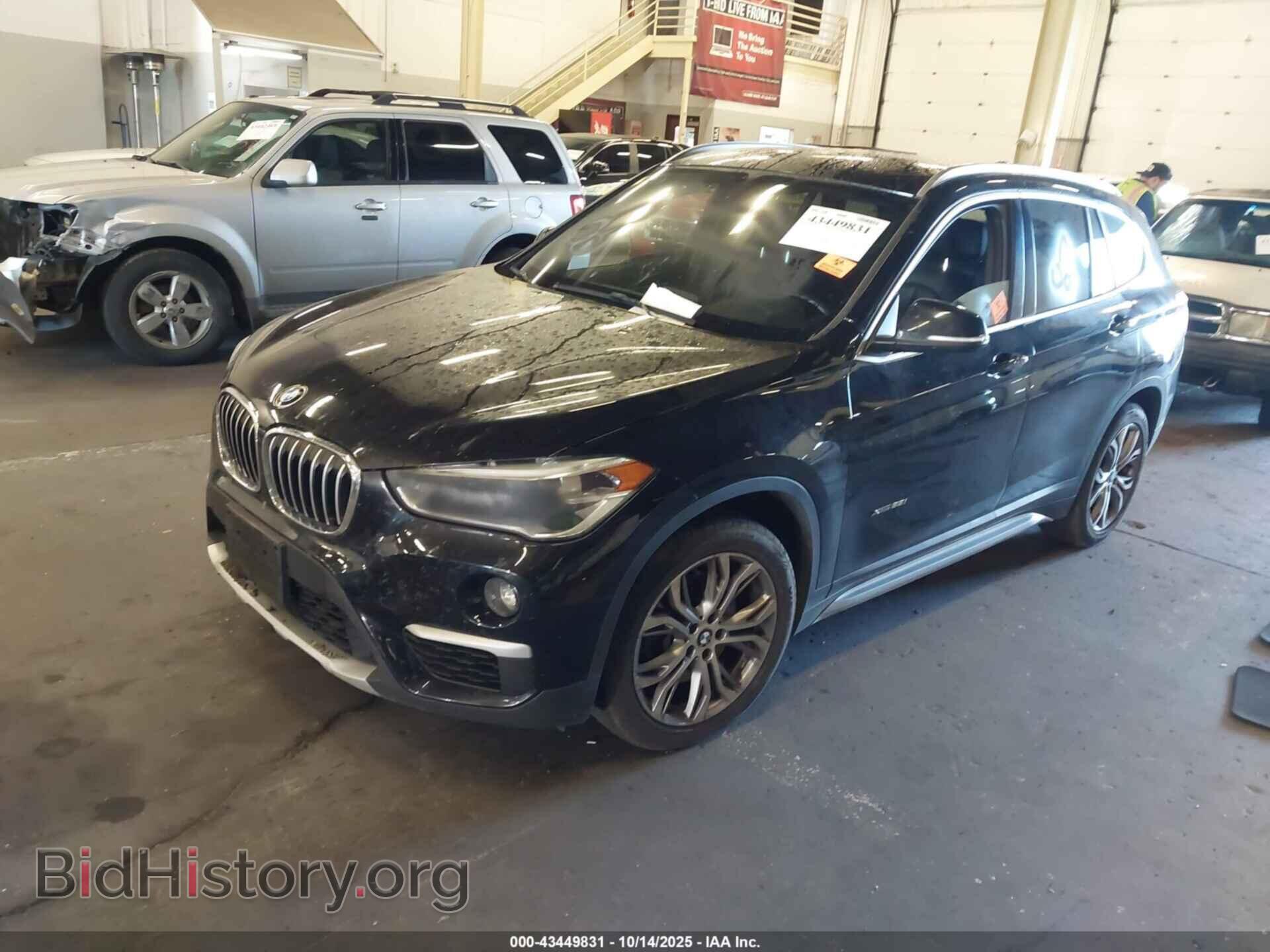 2016 BMW X1 - VIN: WBXHT3C30G5E47299 - Фото 2