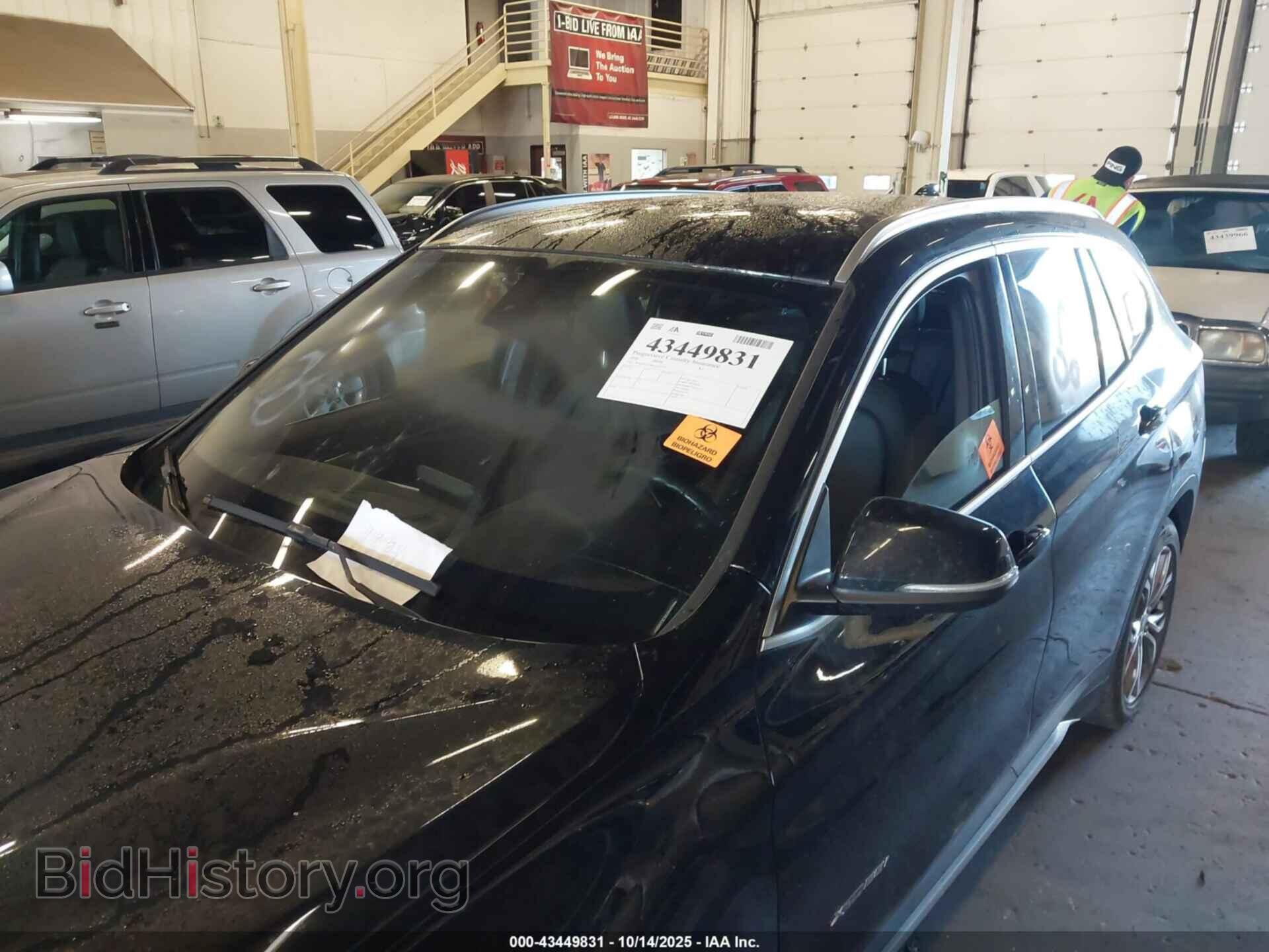 2016 BMW X1 - VIN: WBXHT3C30G5E47299 - Фото 6