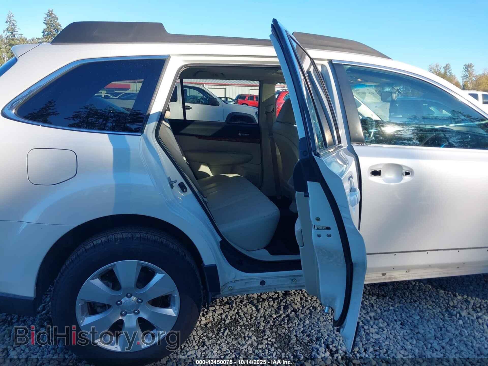 2011 SUBARU OUTBACK - VIN: 4S4BRDLC8B2404145 - Фото 8