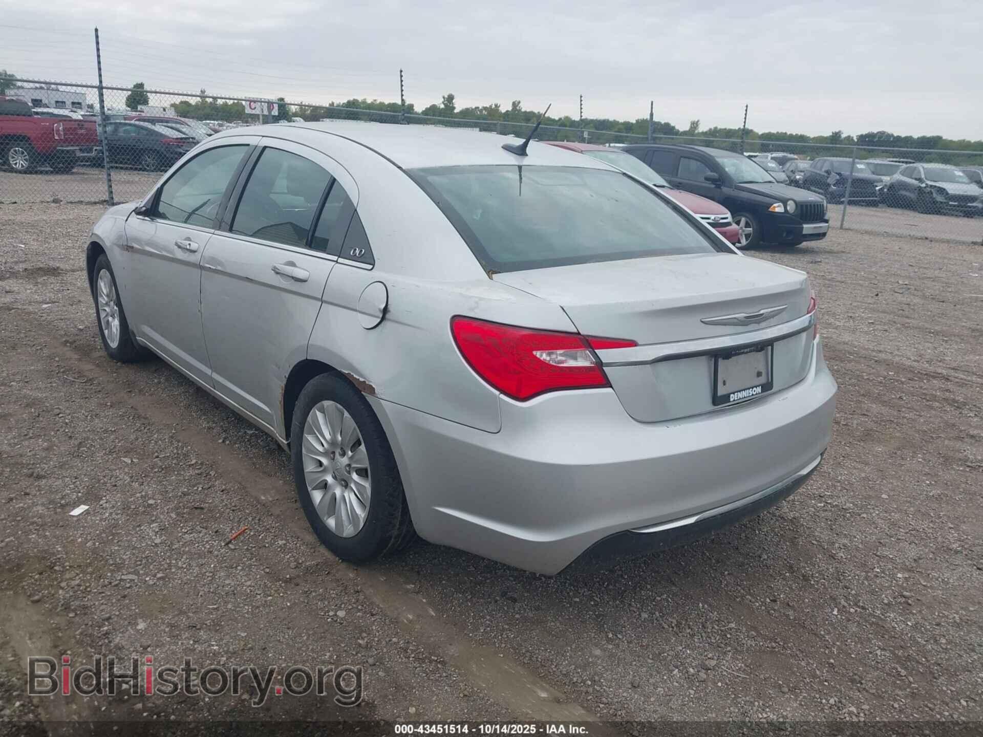 2012 CHRYSLER 200 - VIN: 1C3CCBAB9CN274177 - Фото 3