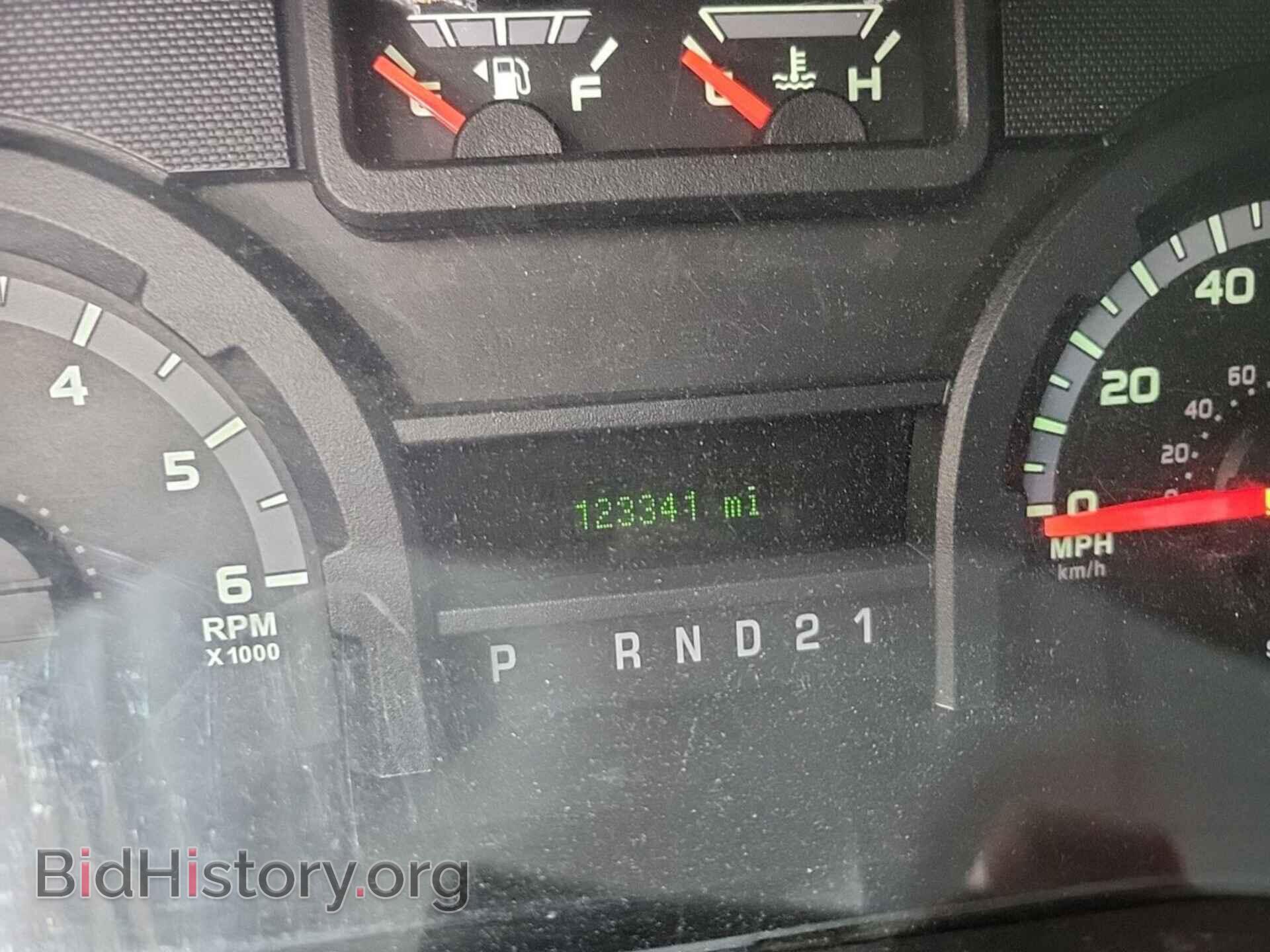 2011 FORD E-250 - VIN: 1FTNE2EL1BDA70916 - Photo 32
