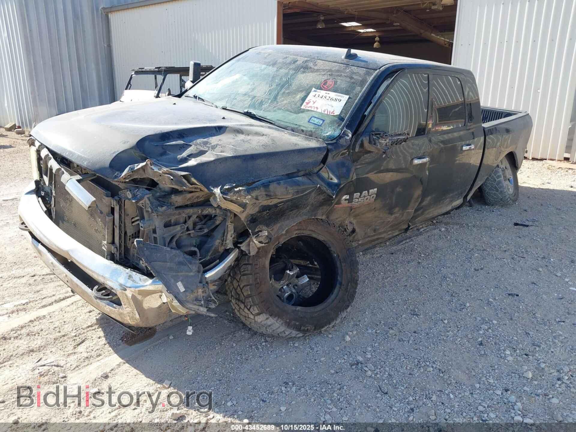 2015 RAM 2500 - VIN: 3C6UR5ML4FG571561 - Фото 2