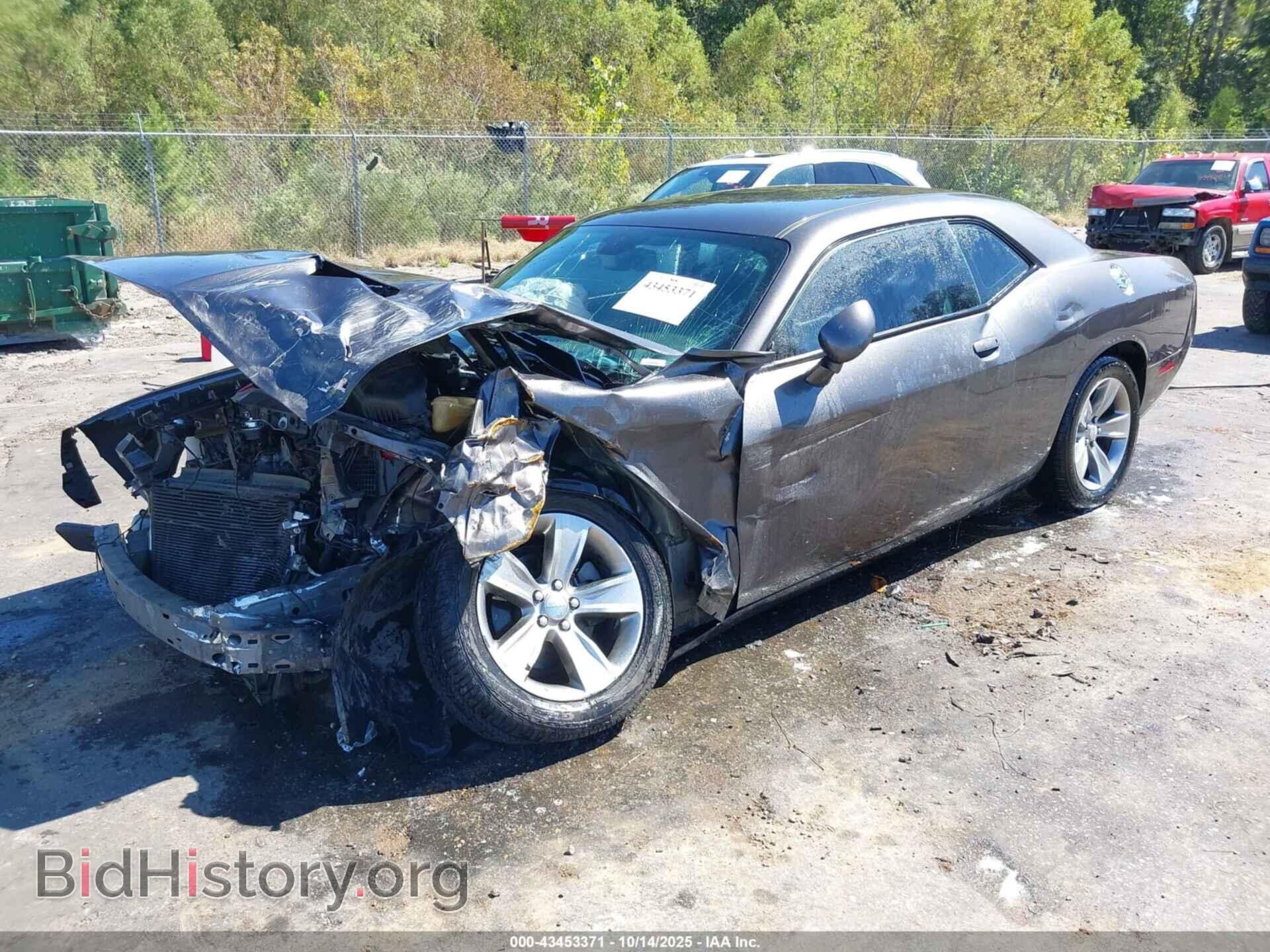 2016 DODGE CHALLENGER - VIN: 2C3CDZAG7GH221347 - Фото 2