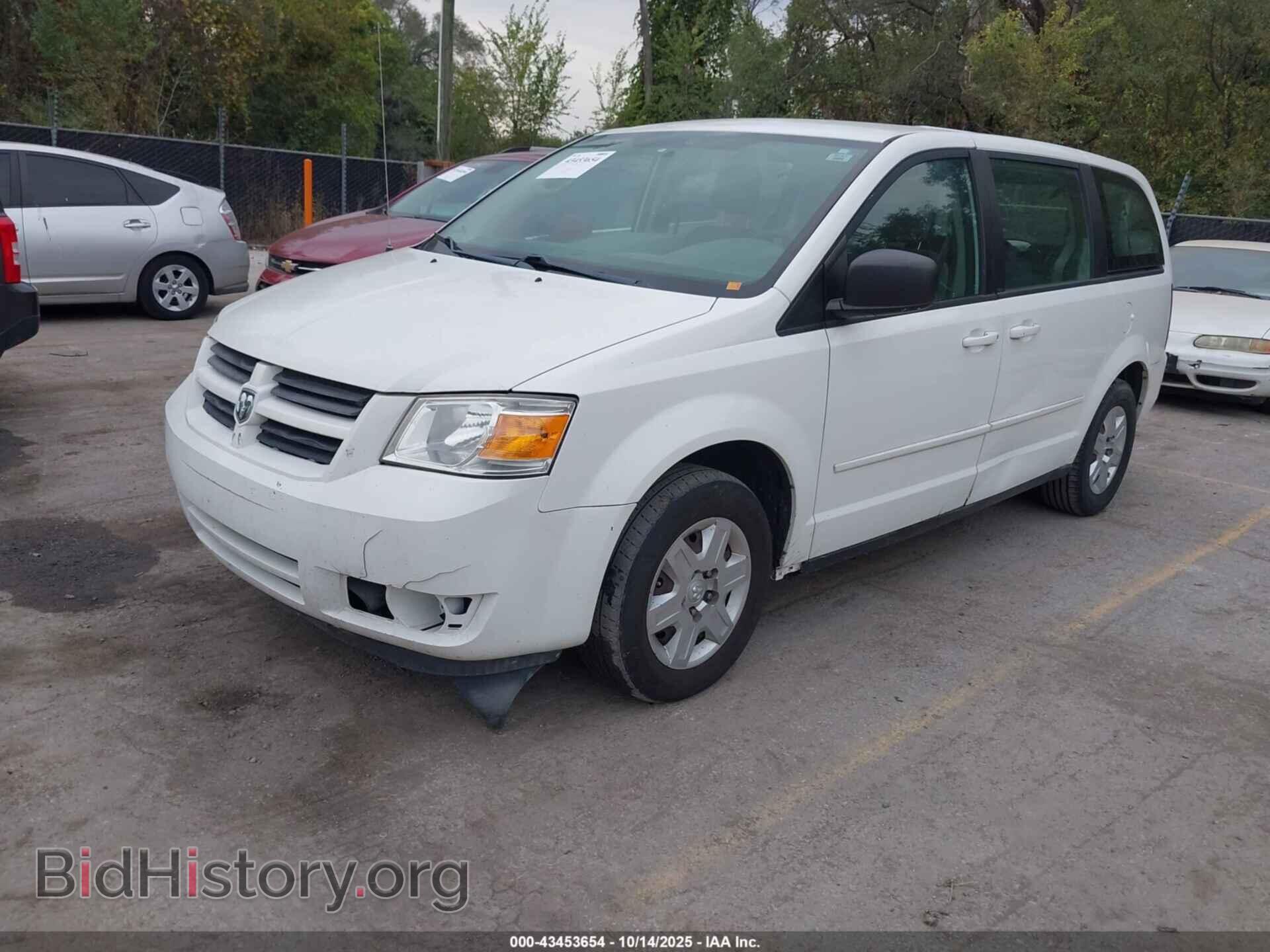 2010 DODGE GRAND CARAVAN - VIN: 2D4RN4DE7AR390529 - Фото 2