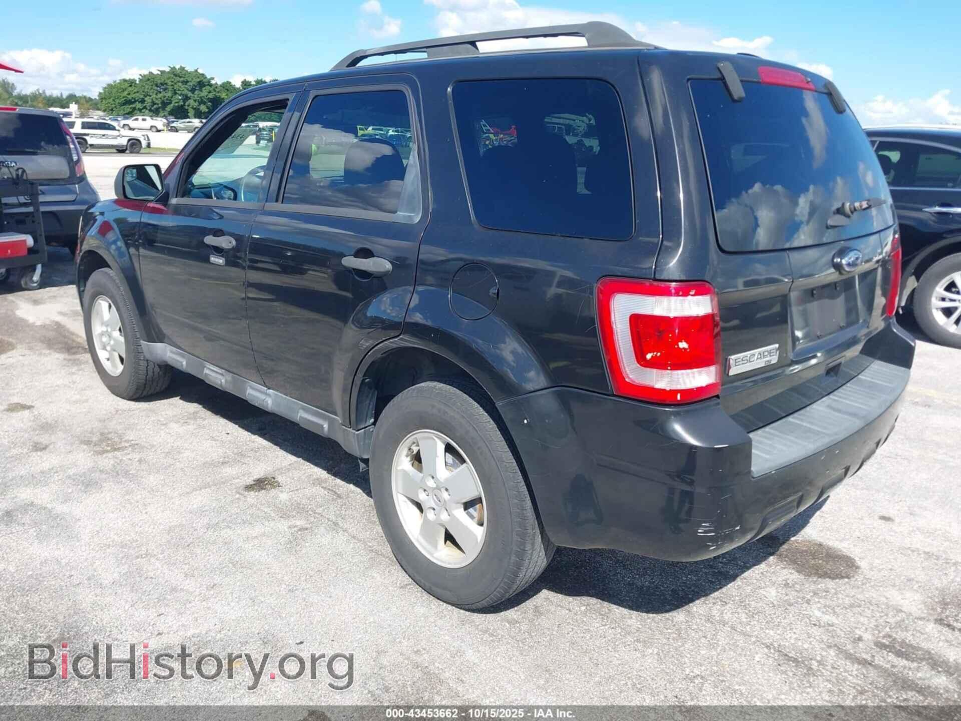 2011 FORD ESCAPE - VIN: 1FMCU9D70BKB32207 - Фото 3
