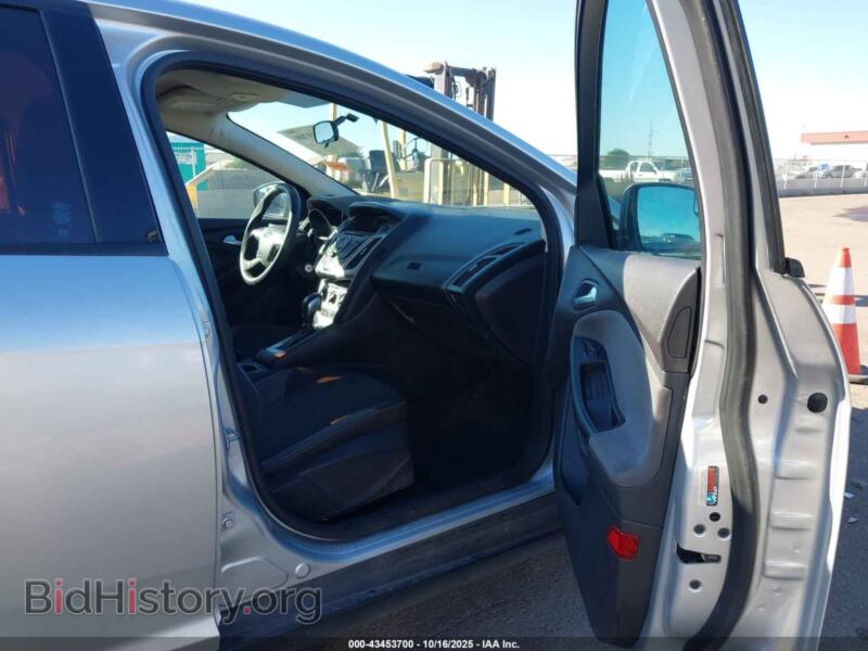2014 Ford FOCUS (VIN 1FADP3K20EL131633) — фото 5 из 16