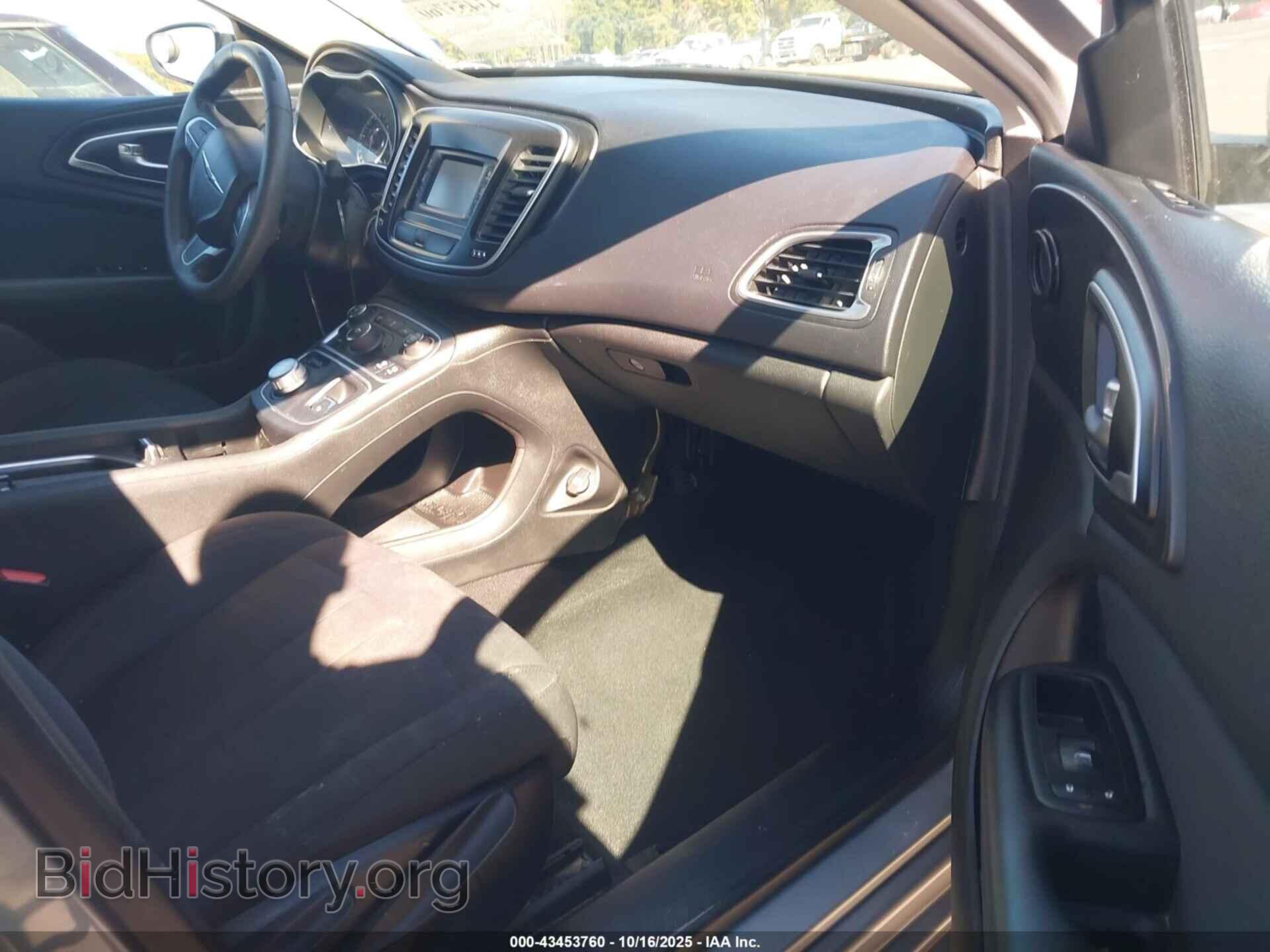 2015 CHRYSLER 200 - VIN: 1C3CCCABXFN652744 - Фото 5