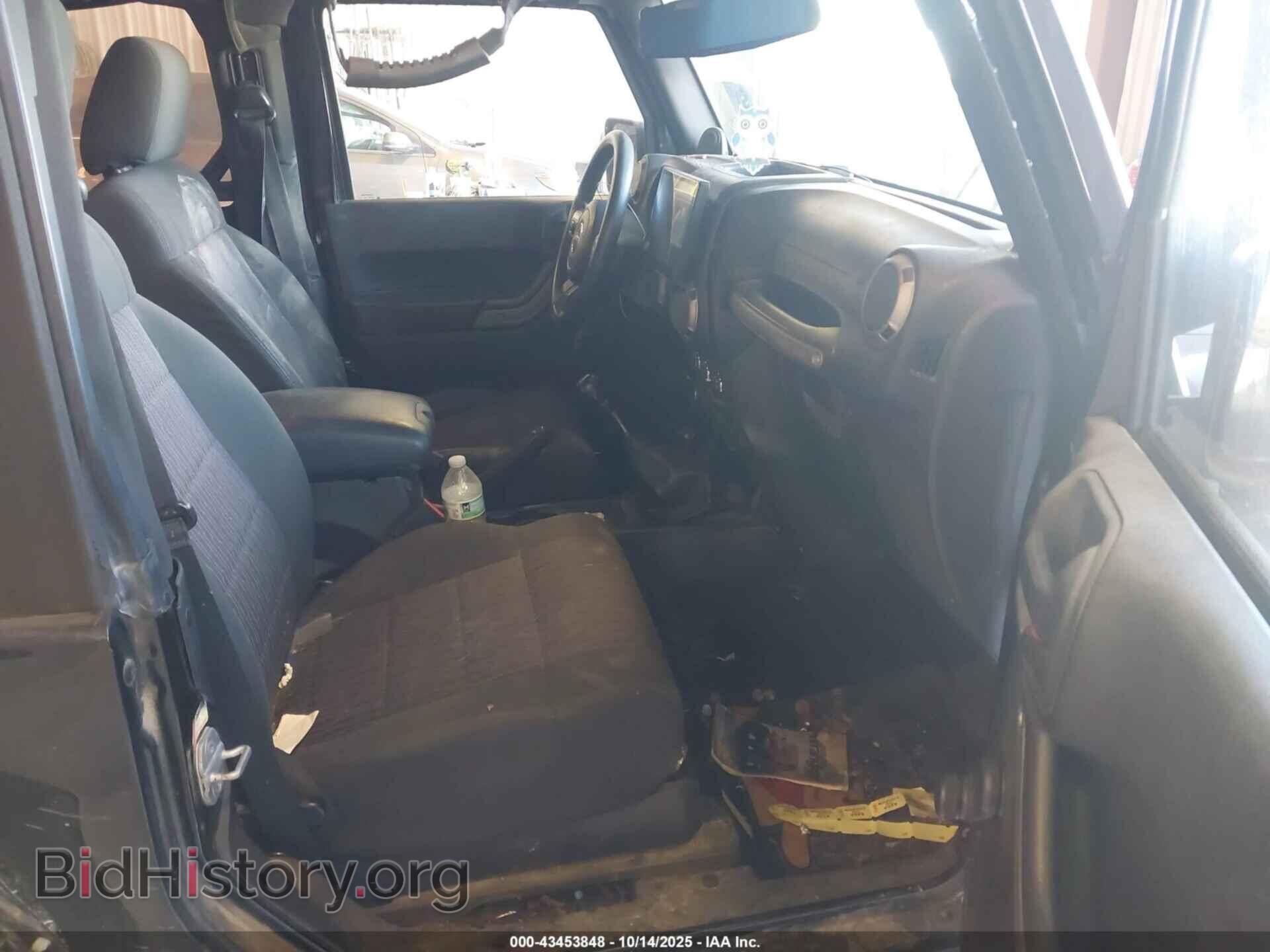 2011 JEEP WRANGLER - VIN: 1J4AA2D18BL573076 - Фото 5