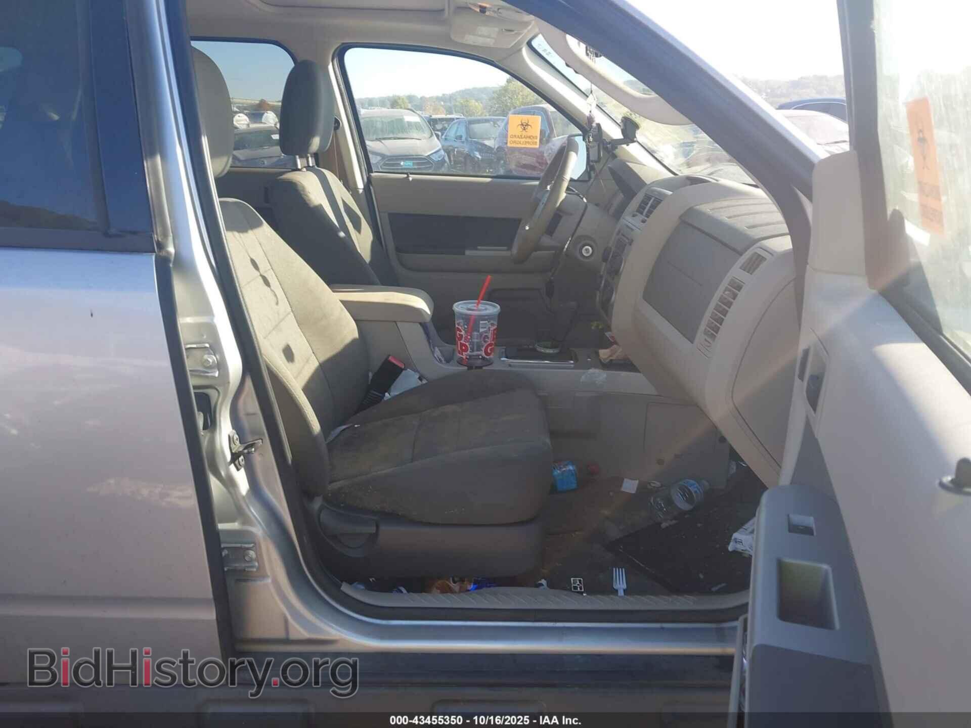 2010 FORD ESCAPE - VIN: 1FMCU9D72AKA42605 - Фото 5